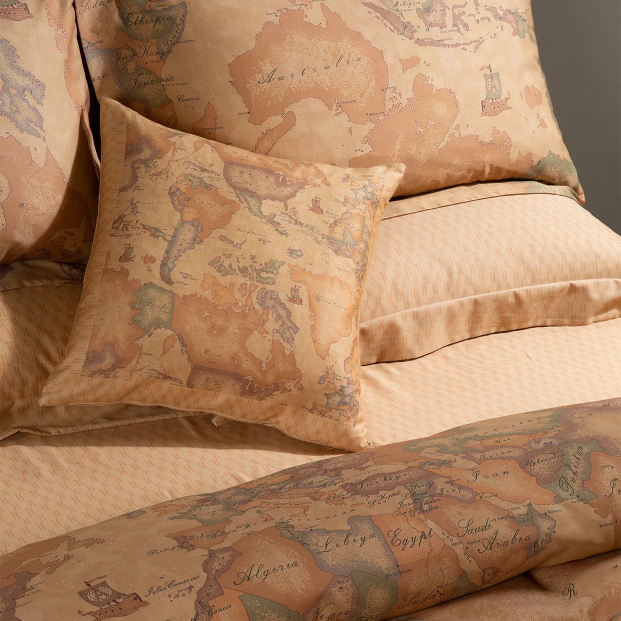 Mirabello double duvet cover set in cotton satin Art. Golden Flowers