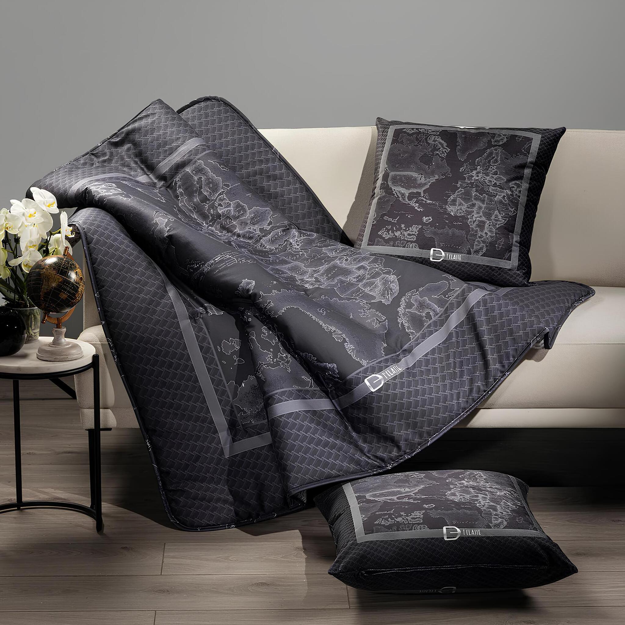 Plaid In Raso Di Cotone Geo Night 130X170 cm Alviero Martini 1a Classe