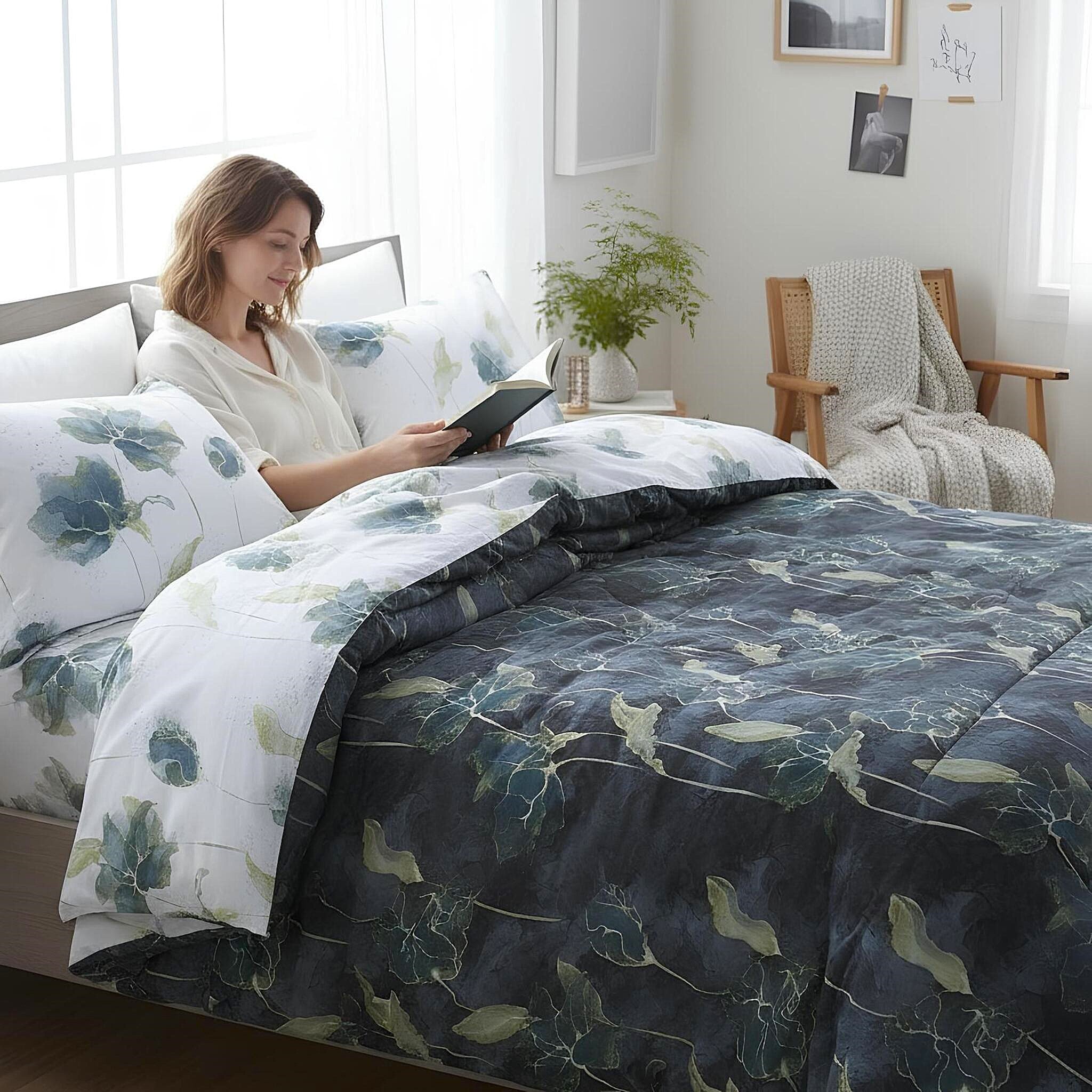 Mirabello double winter quilt in cotton satin Art. Golden Flowers