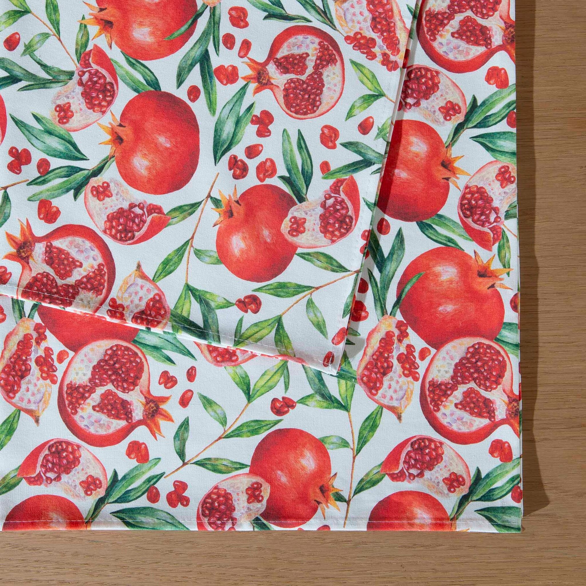 Bassetti rectangular tablecloth in cotton Art. Tomatoes