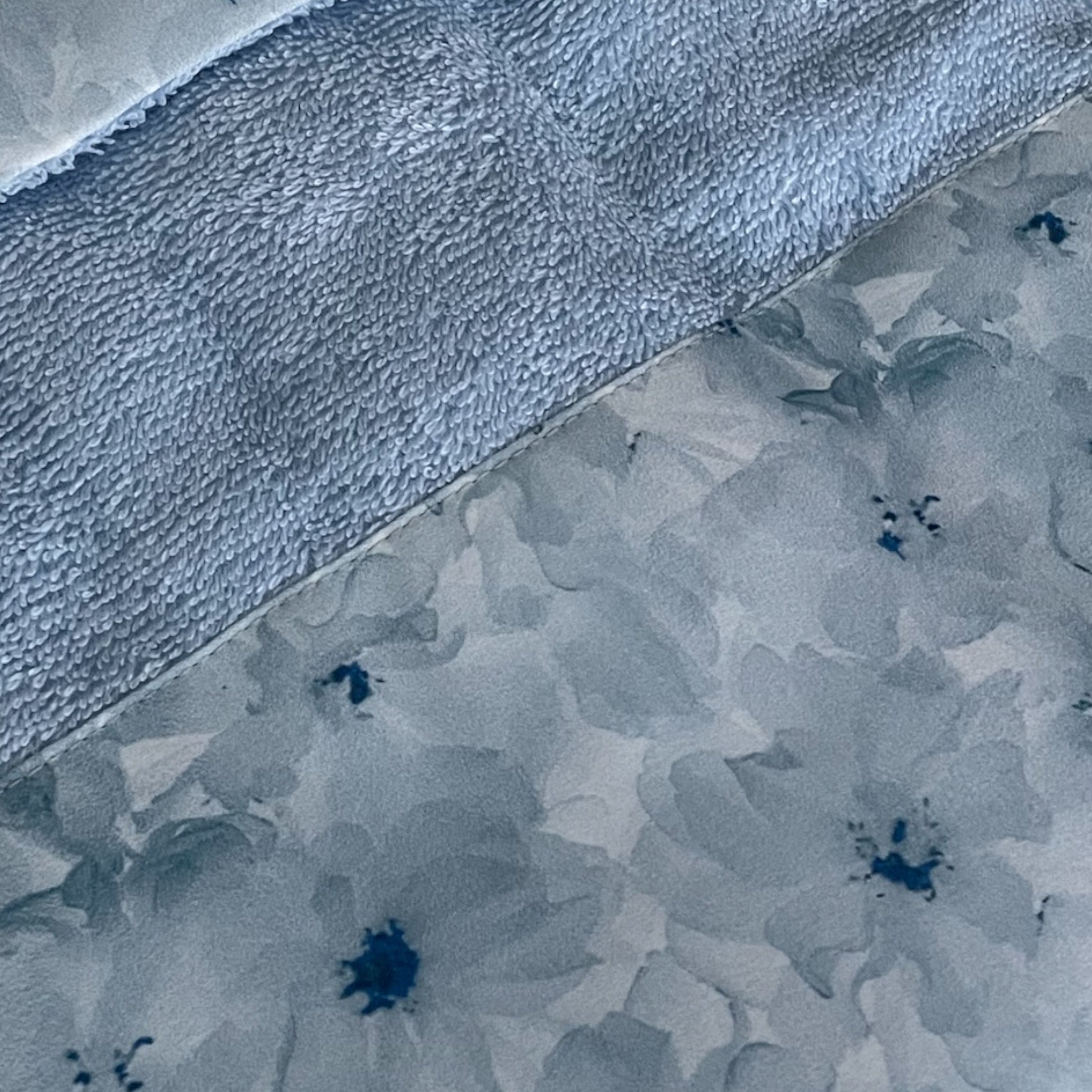 Set Asciugamani 1+1 Carezze Viso e Ospite in spugna di cotone Art. Violetta