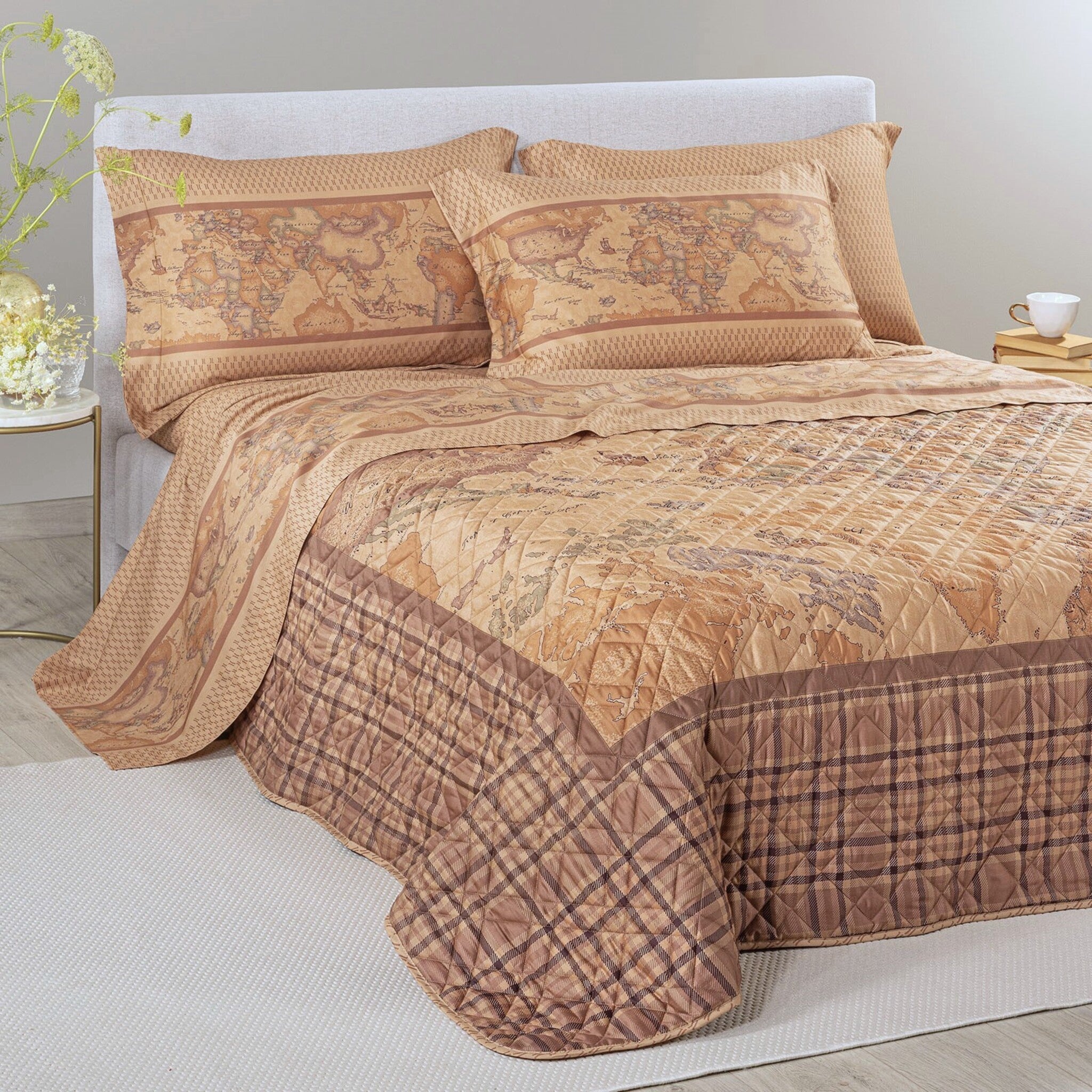 Copriletto Trapuntato Alviero Martini Matrimoniale Art. Geo Tartan 270x270 cm