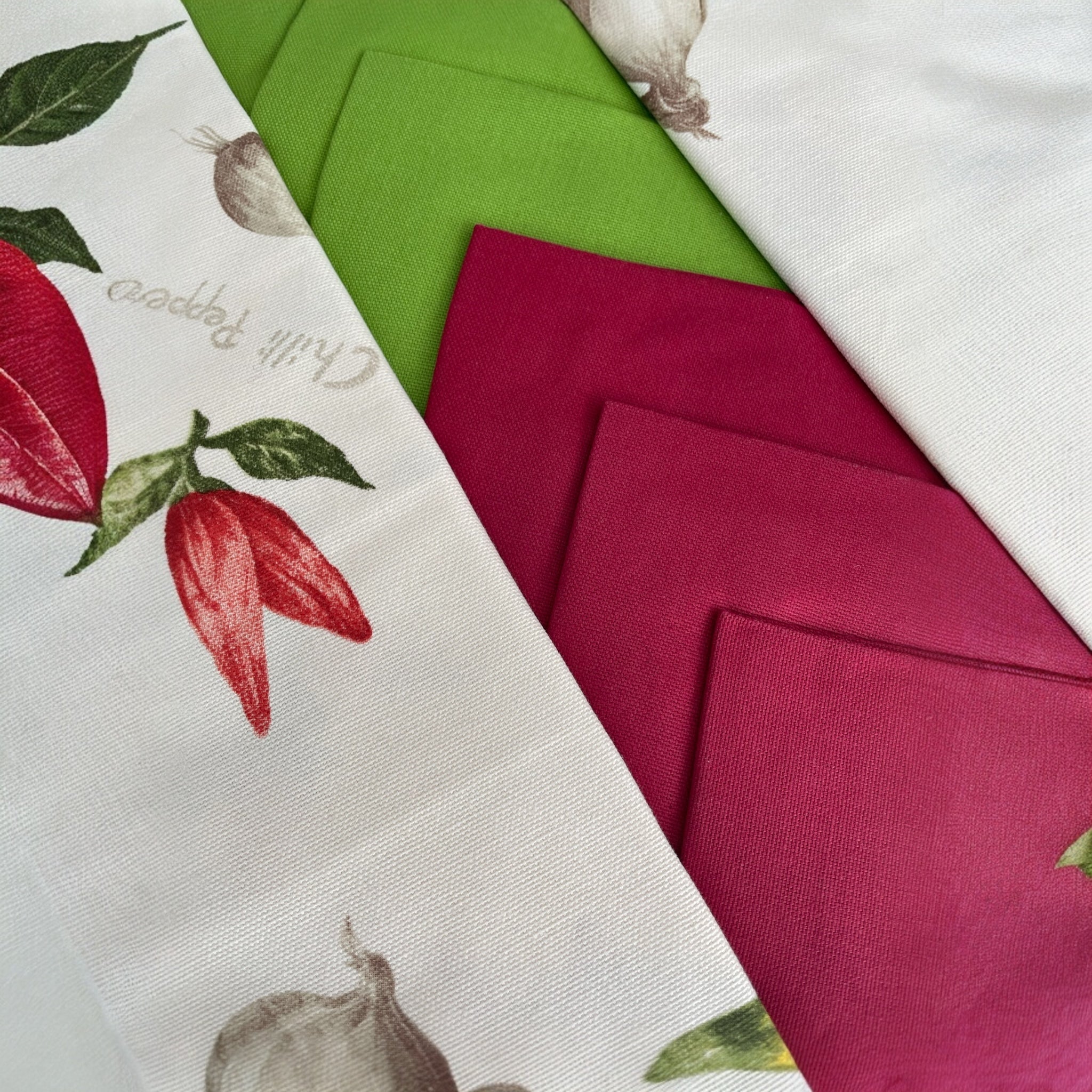 Servizio da tavola per 12 con tovaglioli in cotone di Vingi Art. Armonia