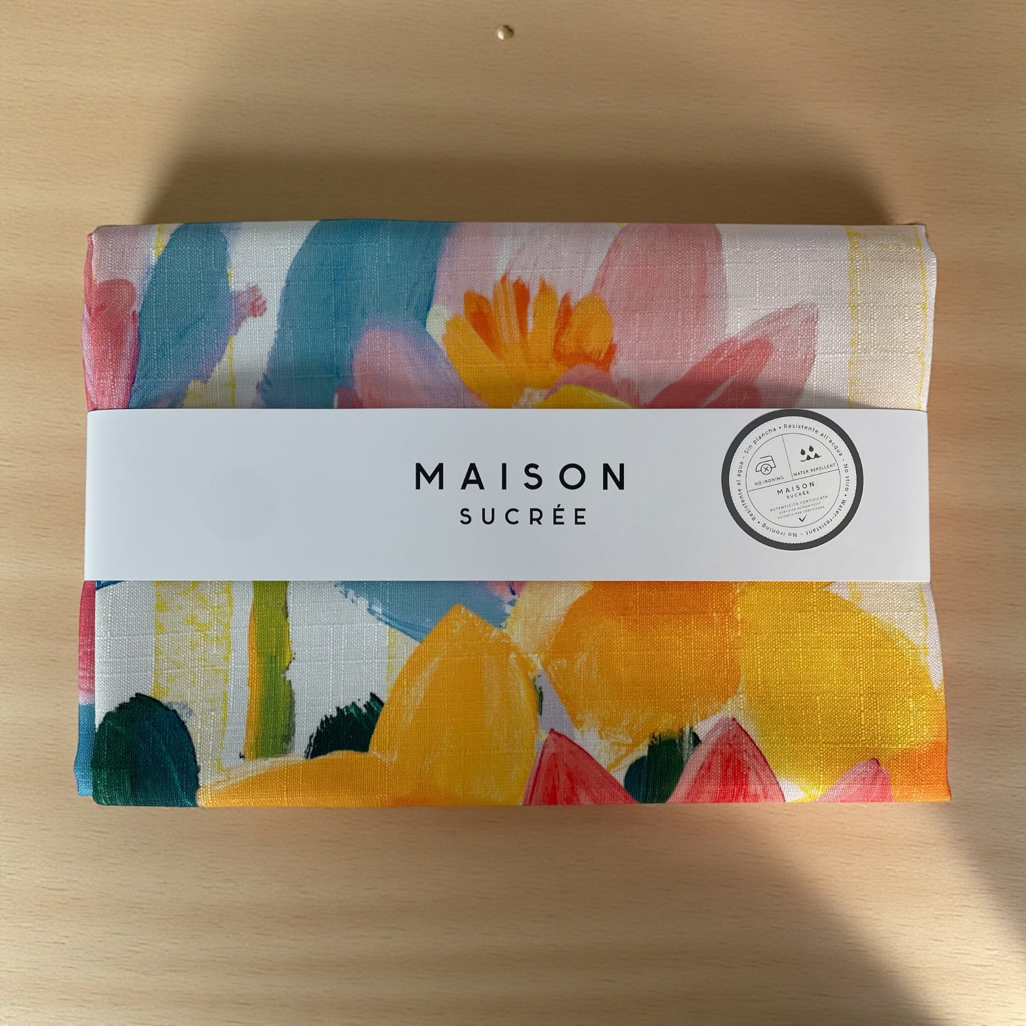 Tovaglia antimacchia stampa digitale di Maison Sucrée Art. Radiosa