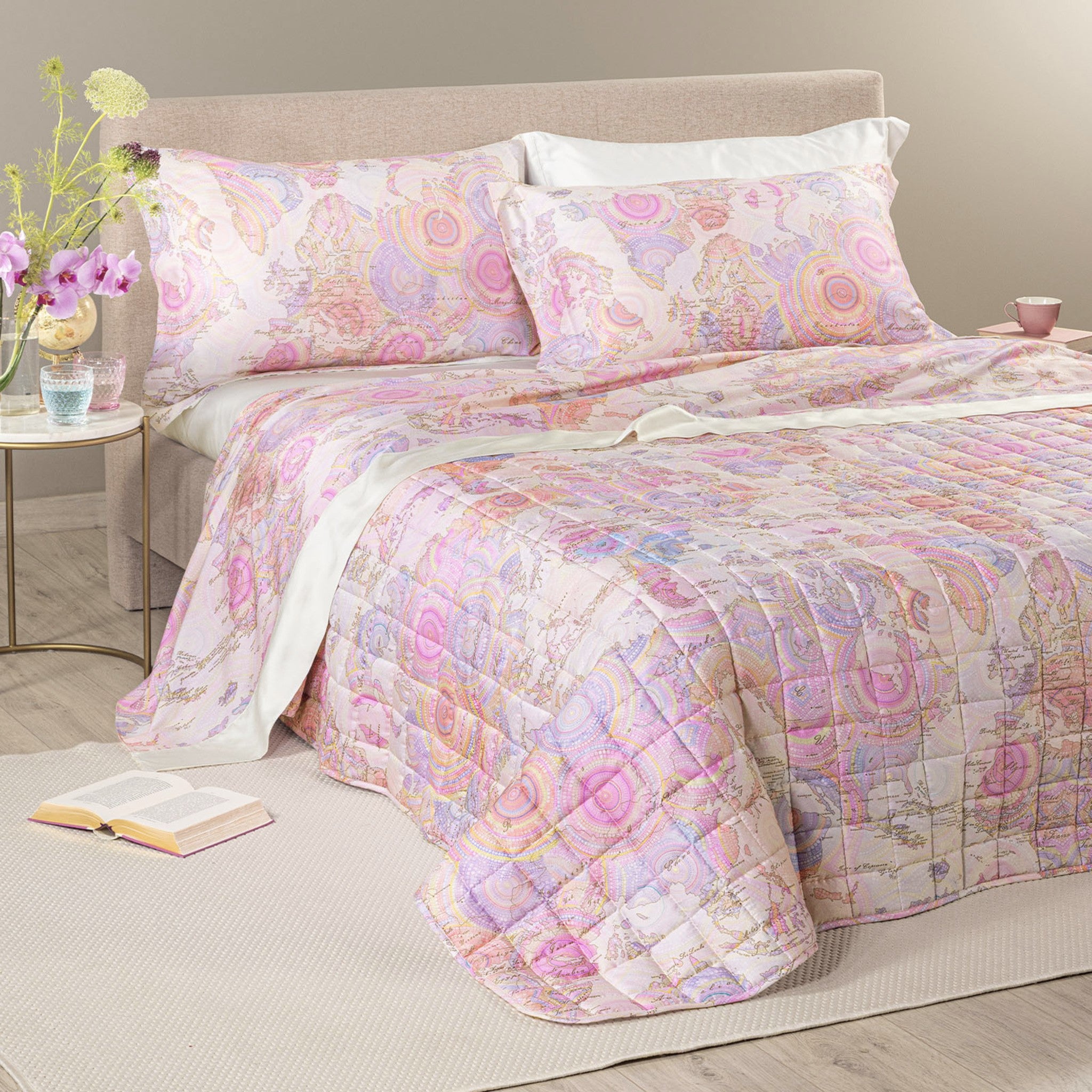 Copriletto Trapuntato Alviero Martini Matrimoniale Art. Geo Art 270x270 cm