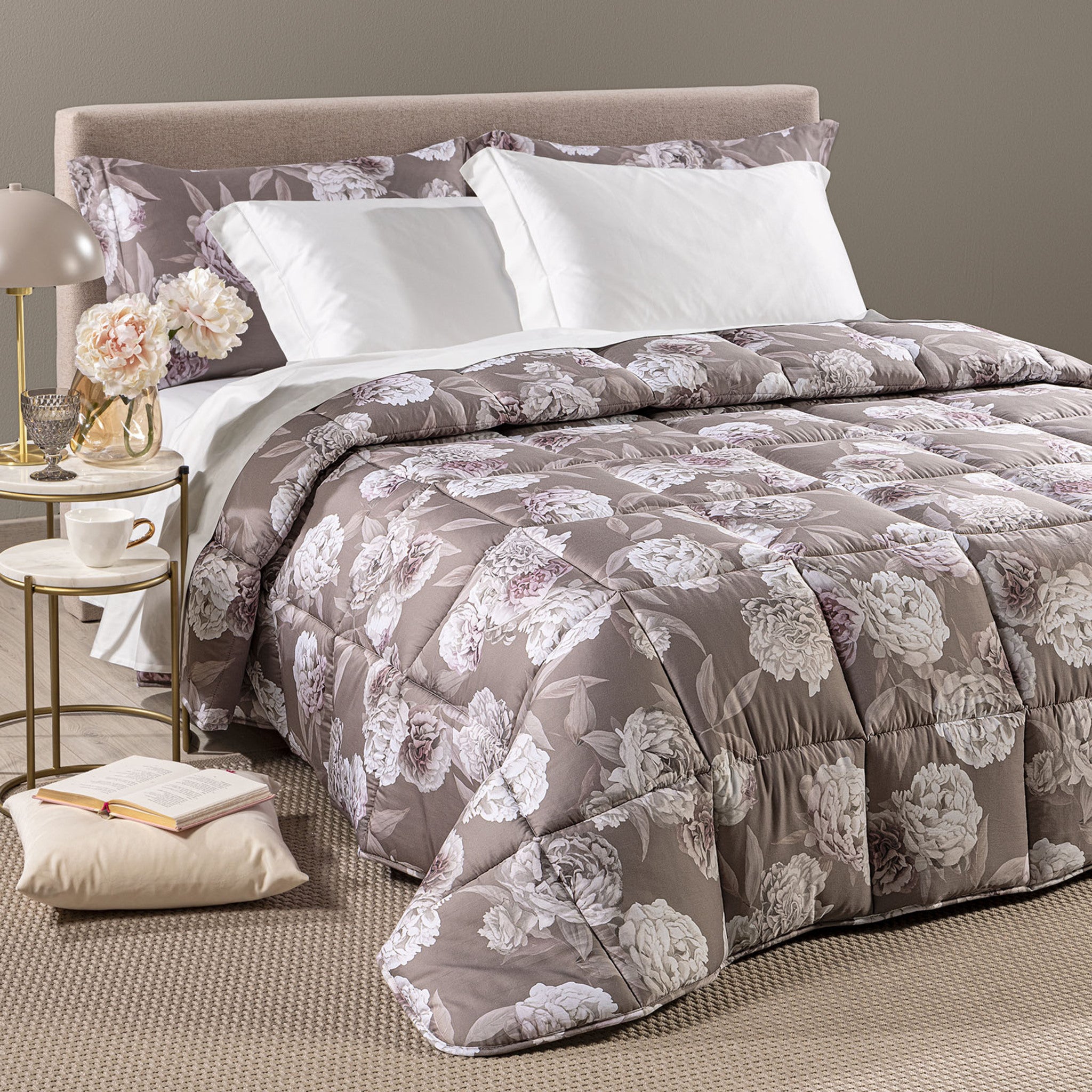 Trapunta Matrimoniale di Caleffi in Raso di Cotone Art. Rosa Bianca