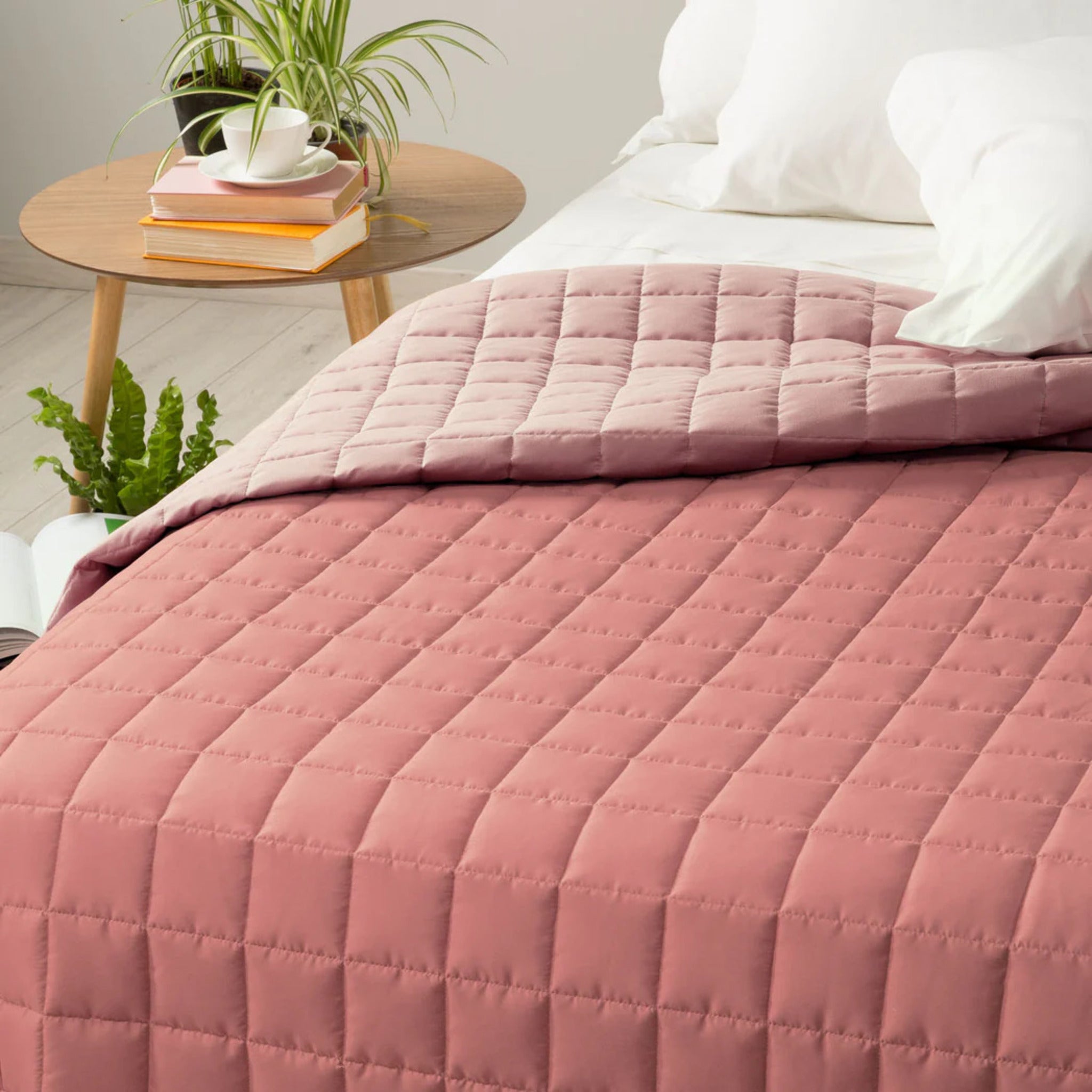 Quilted Double Bedspread in Cotton Bassetti Granfoulard Art. Mergellina