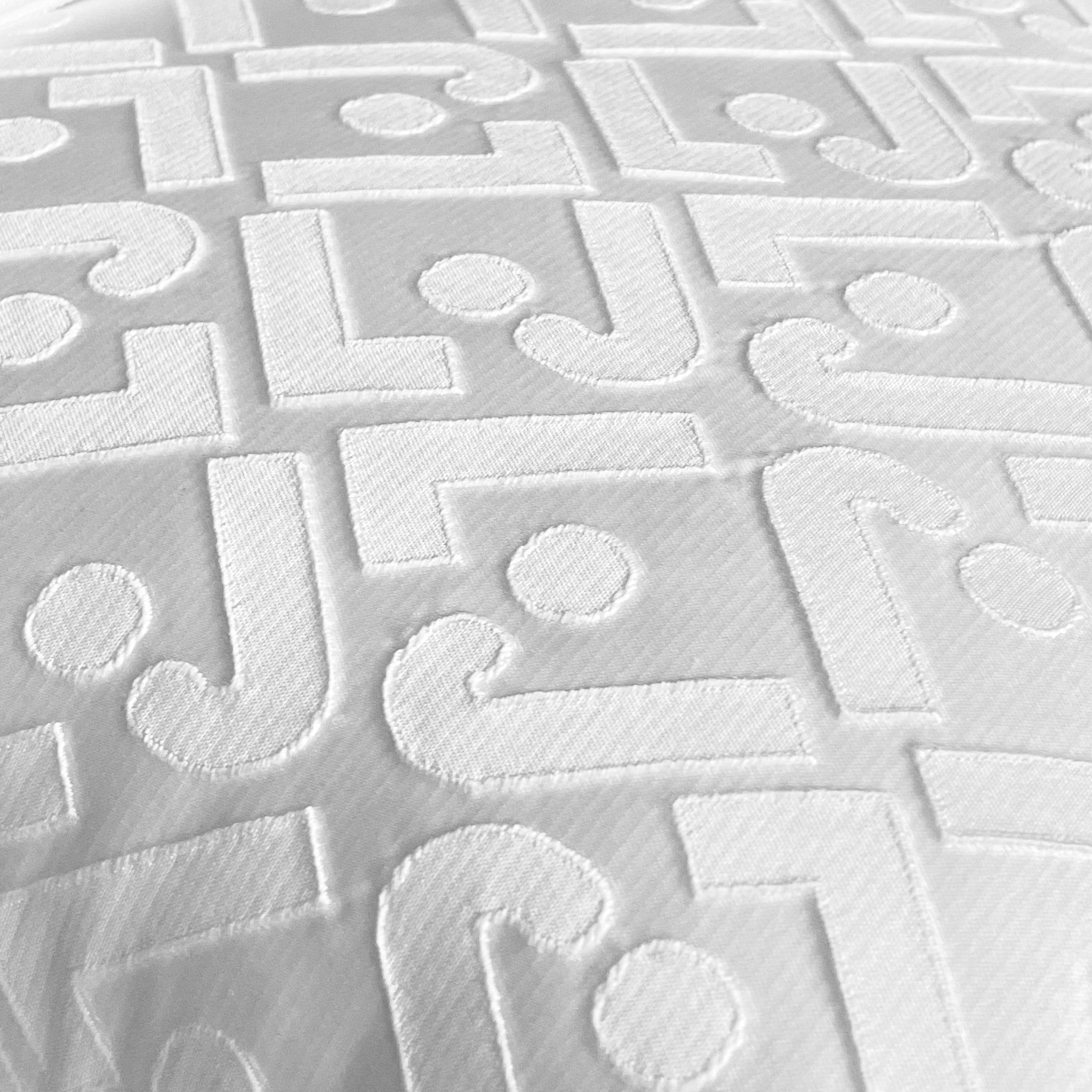 Cuscino arredo quadrato di Liu Jo Art. New in Raso Jacquard