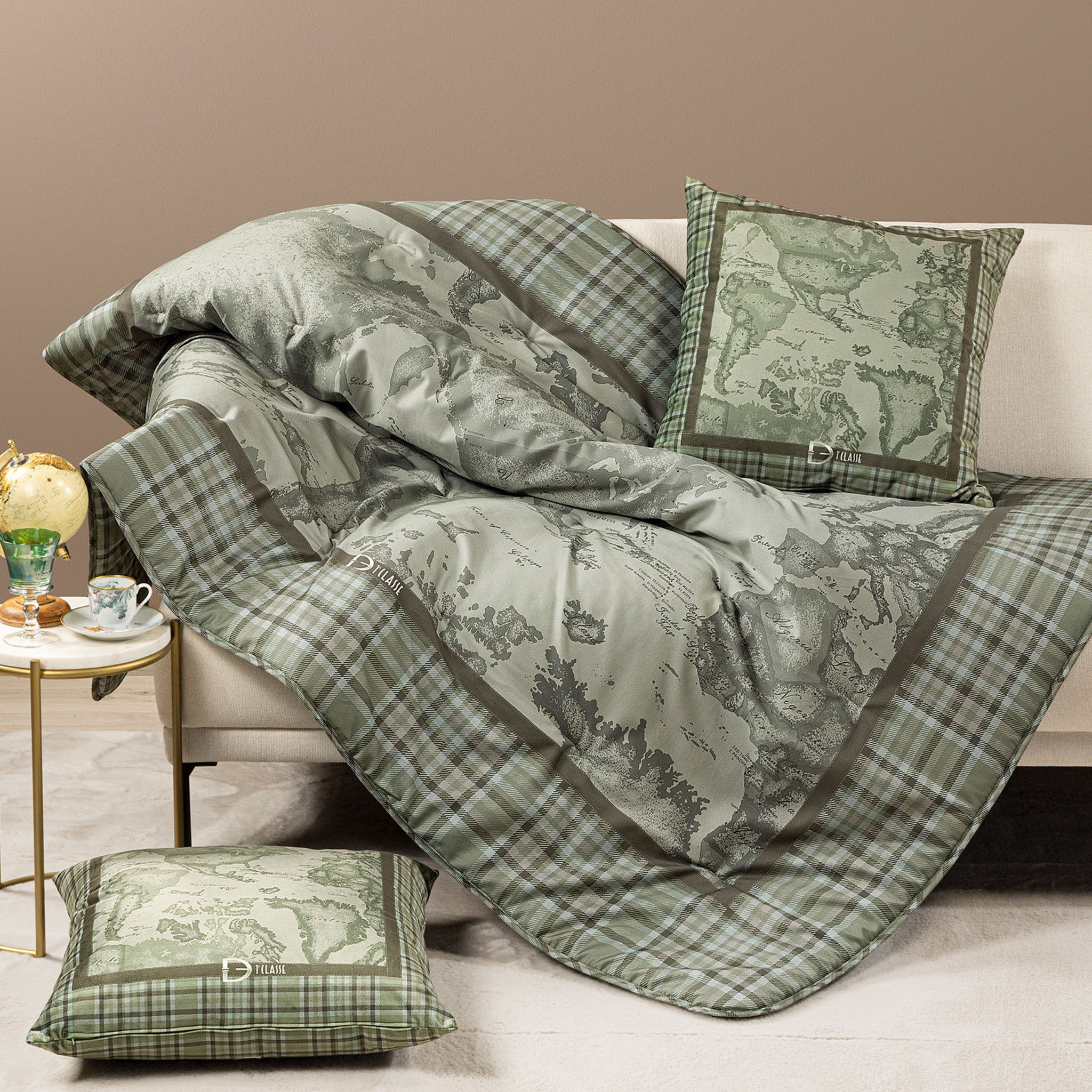 Plaid trapuntato Alviero Martini 1 Classe Geo Tartan Green 130x170 cm in raso di cotone