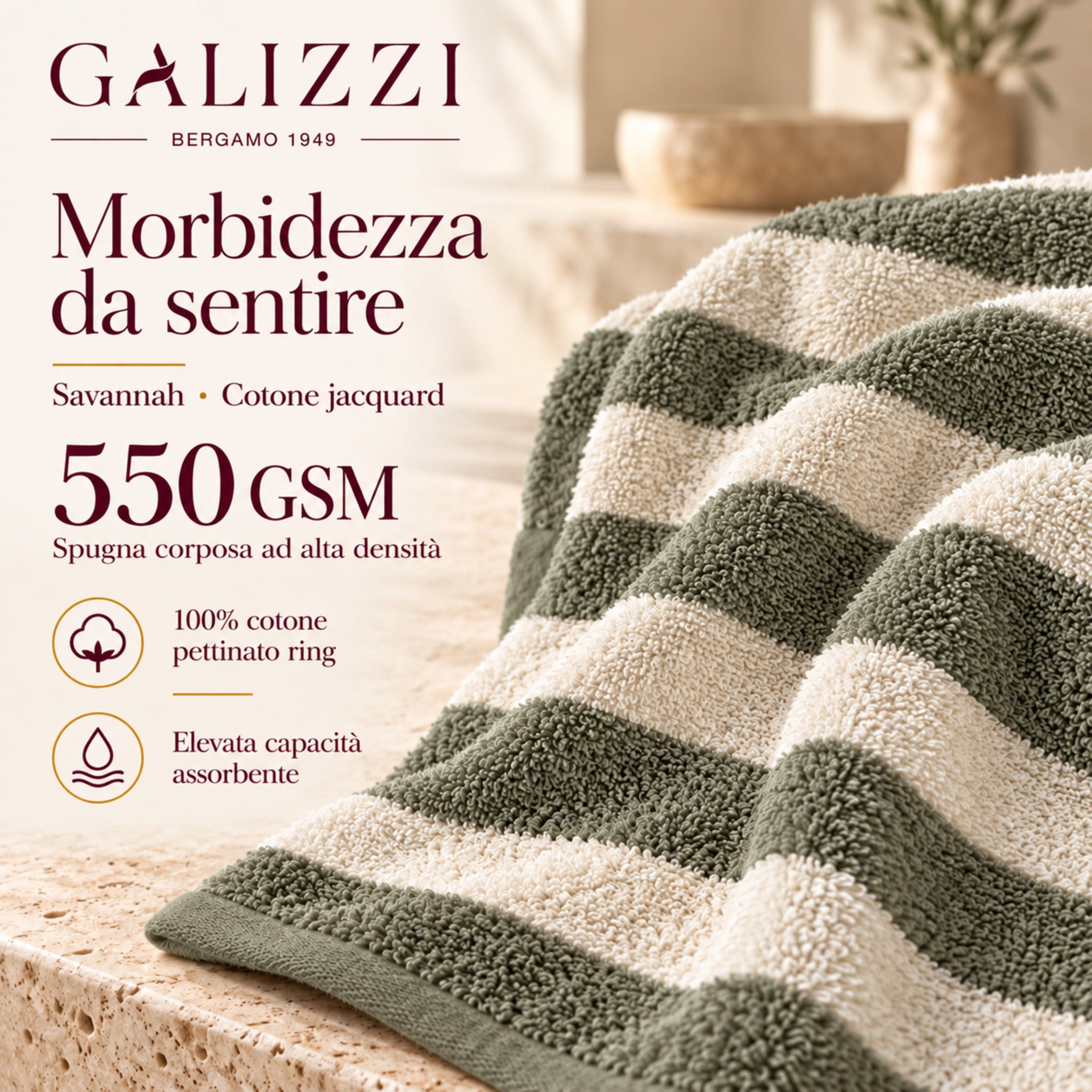 Dettaglio della spugna jacquard Savannah Salvia scuro e delle indicazioni 550 GSM, cotone pettinato ring e capacità assorbente.