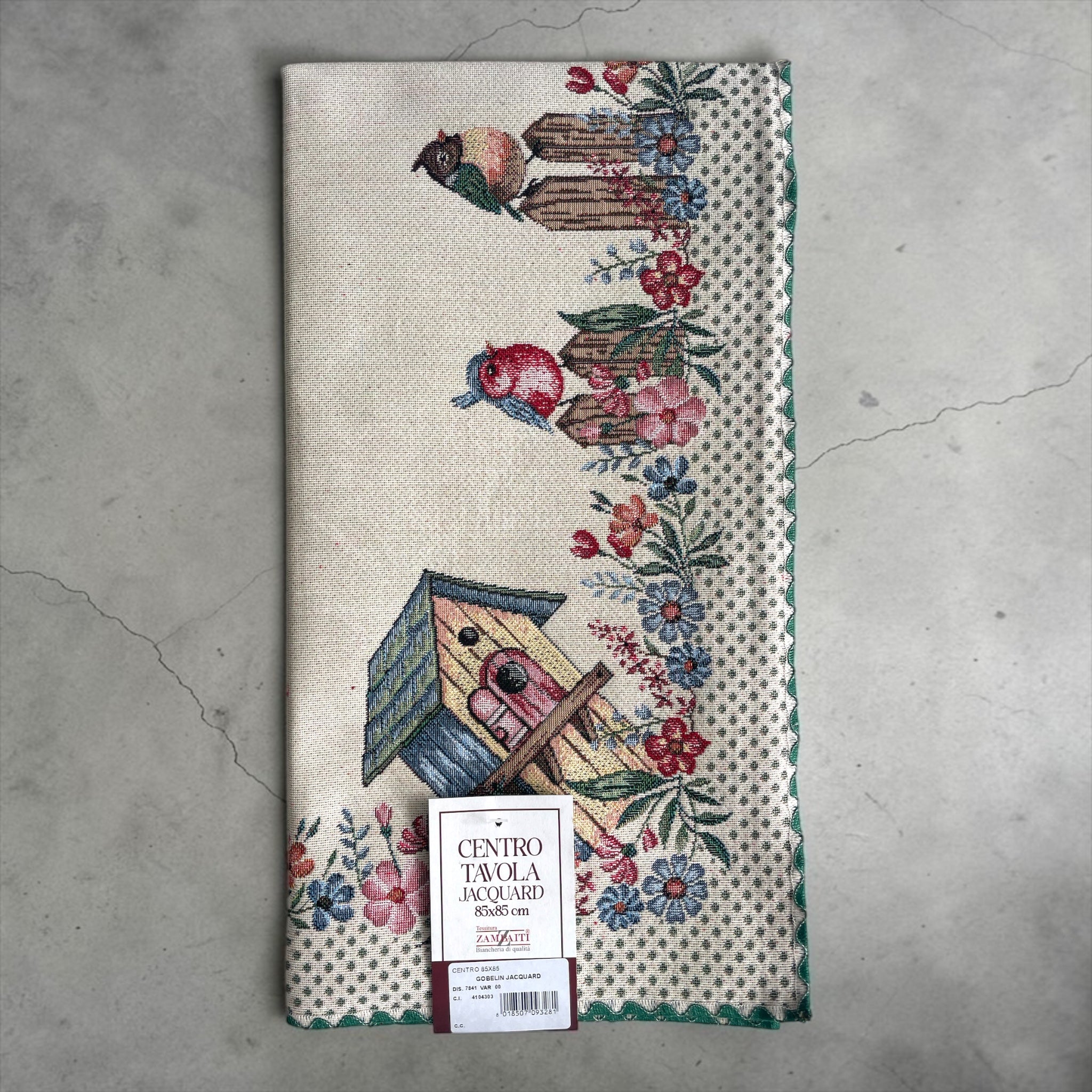 Centrotavola gobelin jacquard Zambaiti con fantasia country chic floreale