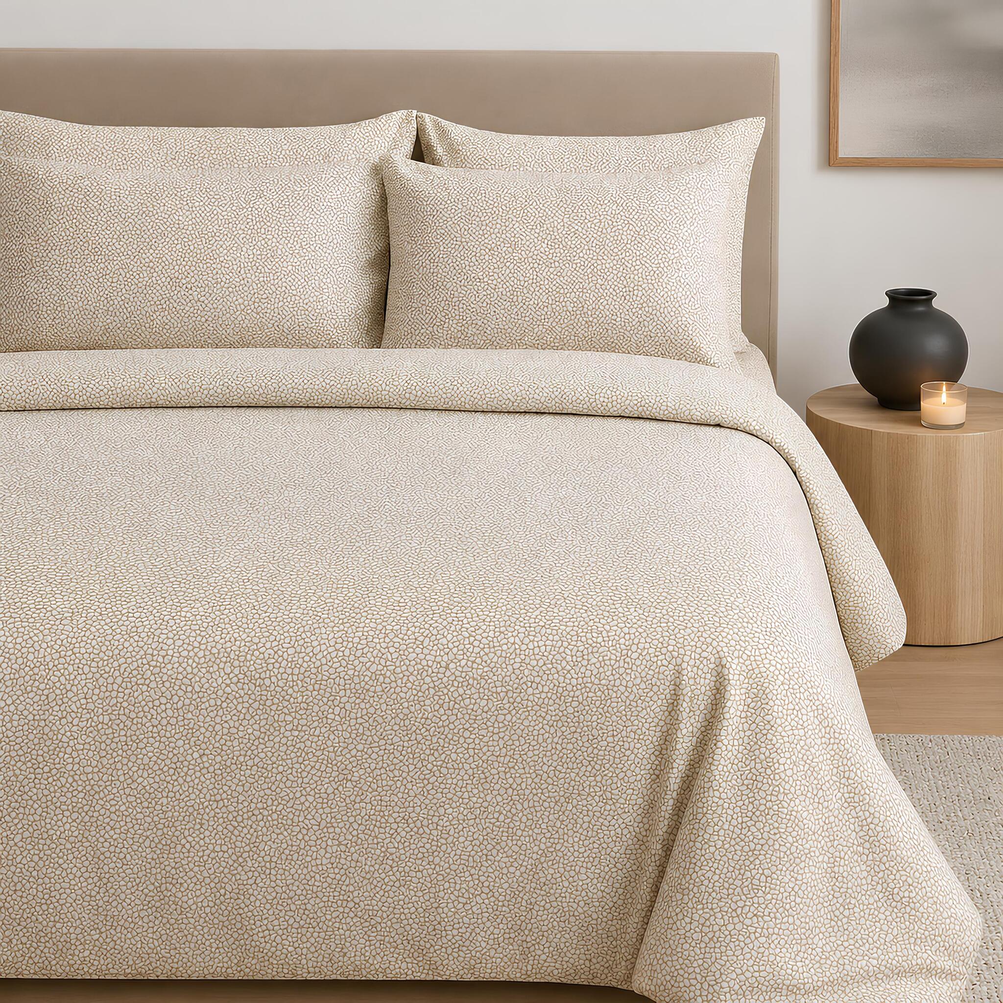 Completo lenzuola matrimoniale Rebecca Home Nicol in flanella 100% cotone colore beige