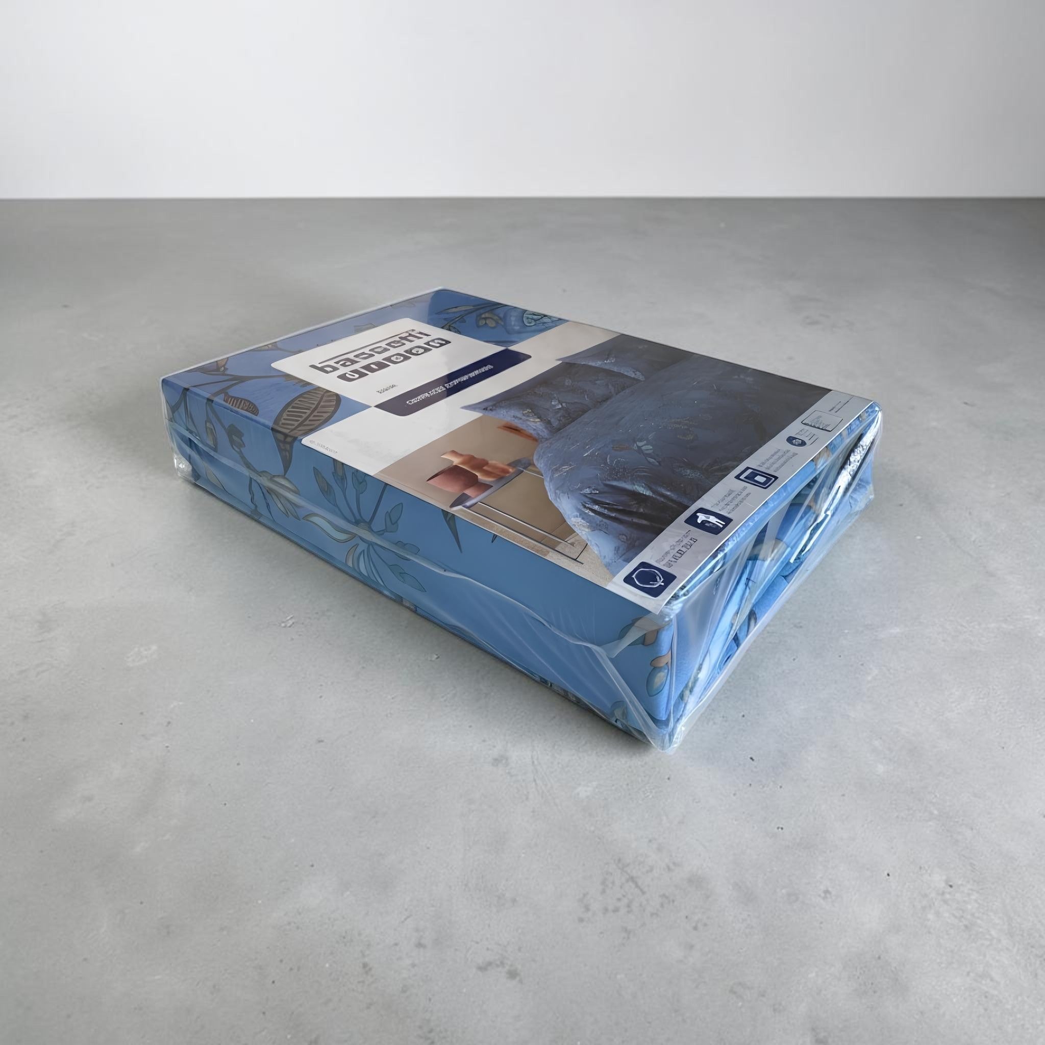 Confezione originale del completo copripiumino matrimoniale Bassetti Sikar blu
