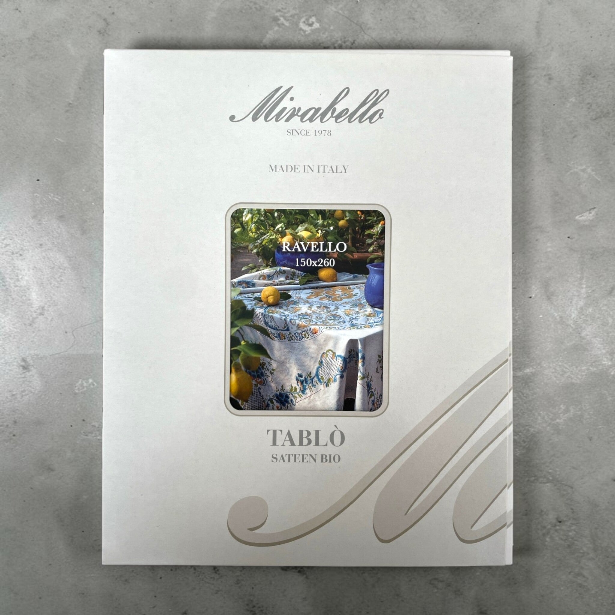 Confezione originale del Telo Arredo Mirabello Ravello in 100% cotone biologico Made in Italy.