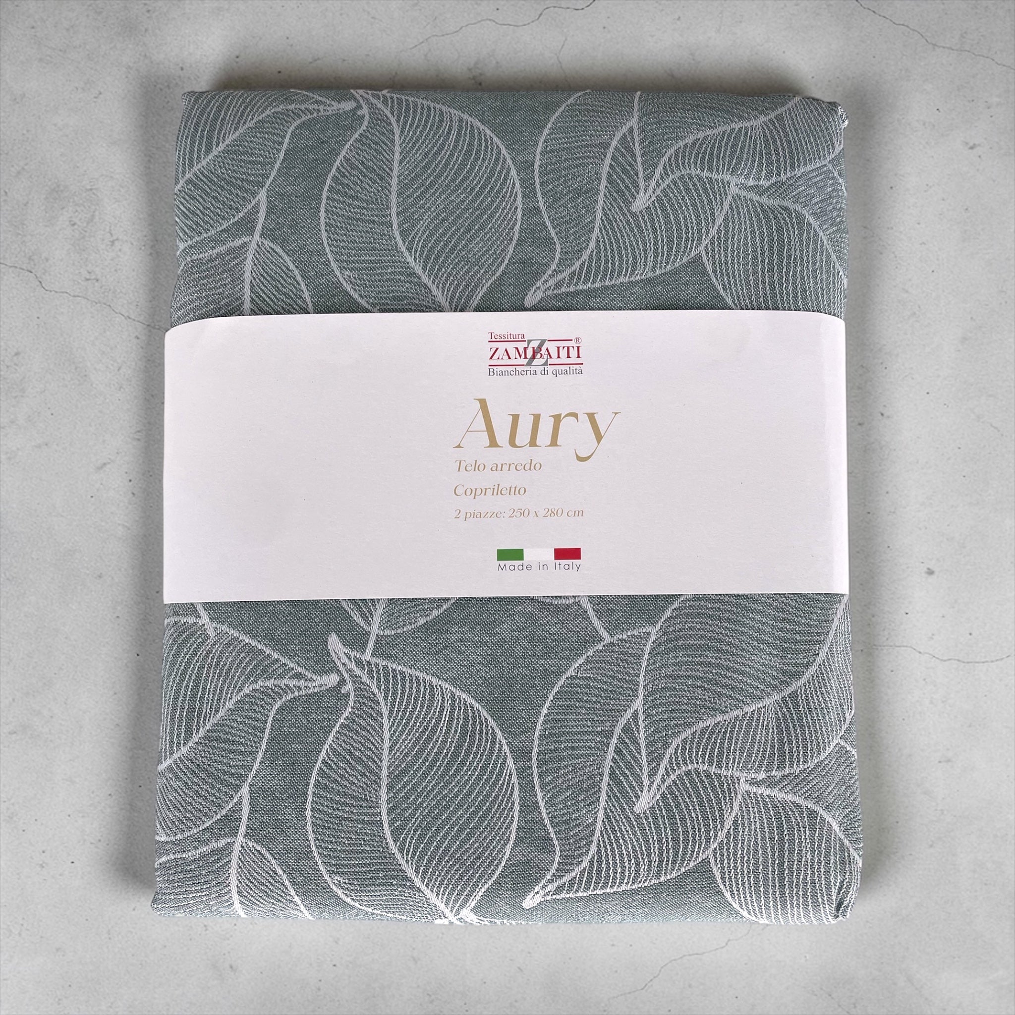 Copriletto piegato colore salvia jacquard
