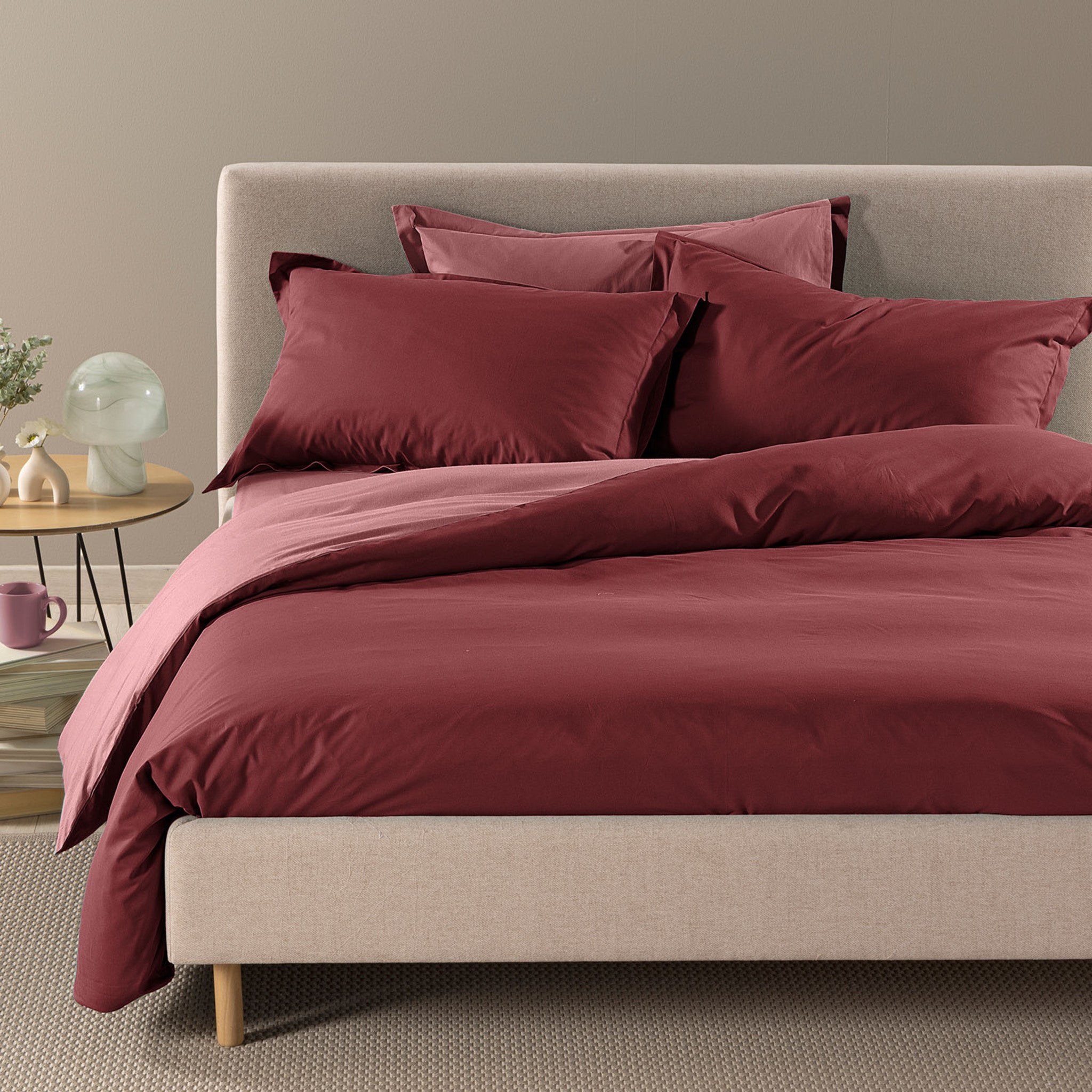 Completo copripiumino matrimoniale Caleffi Vita double face con federe coordinate e lenzuolo con angoli bordeaux