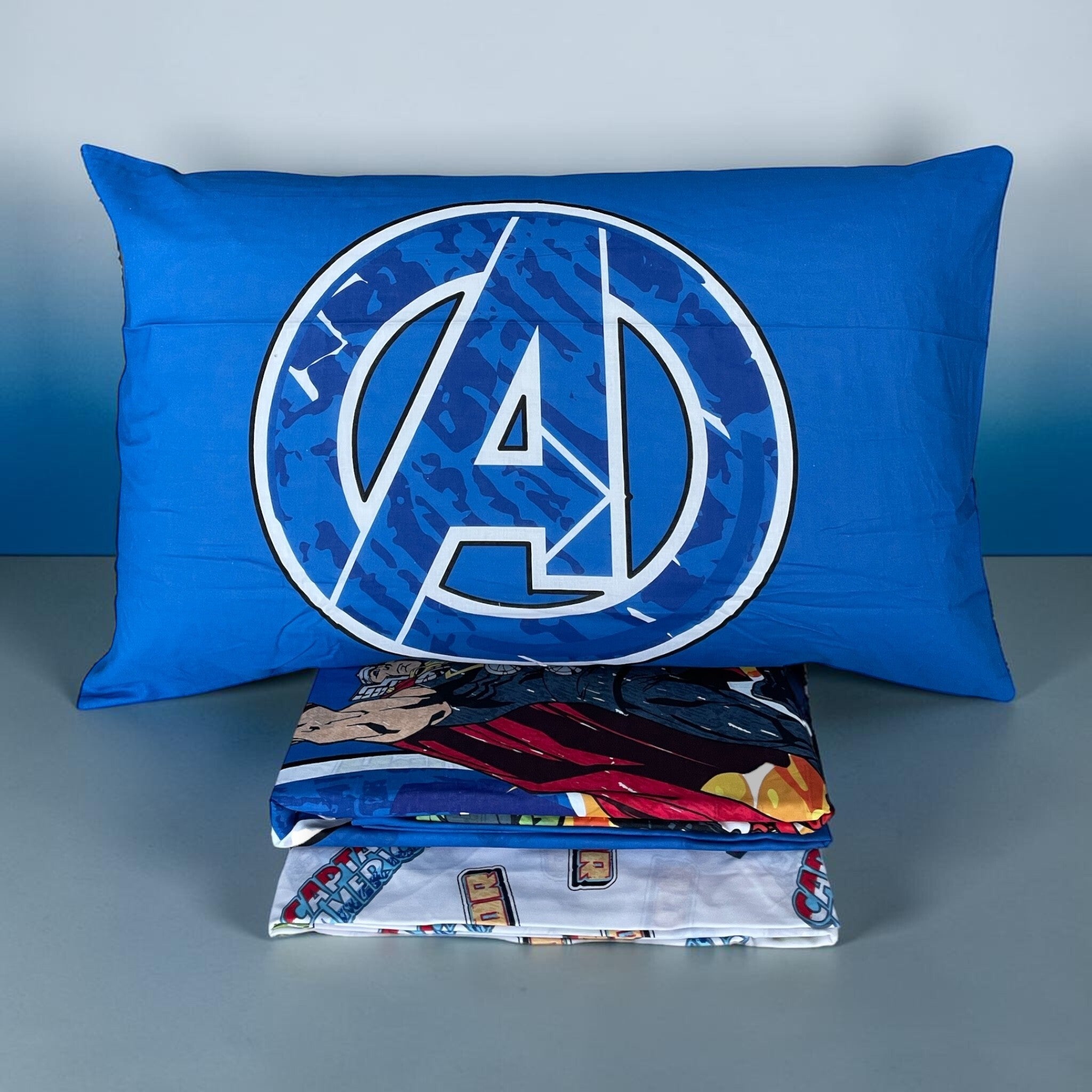Federa double face con logo Avengers del completo copripiumino Marvel Caleffi
