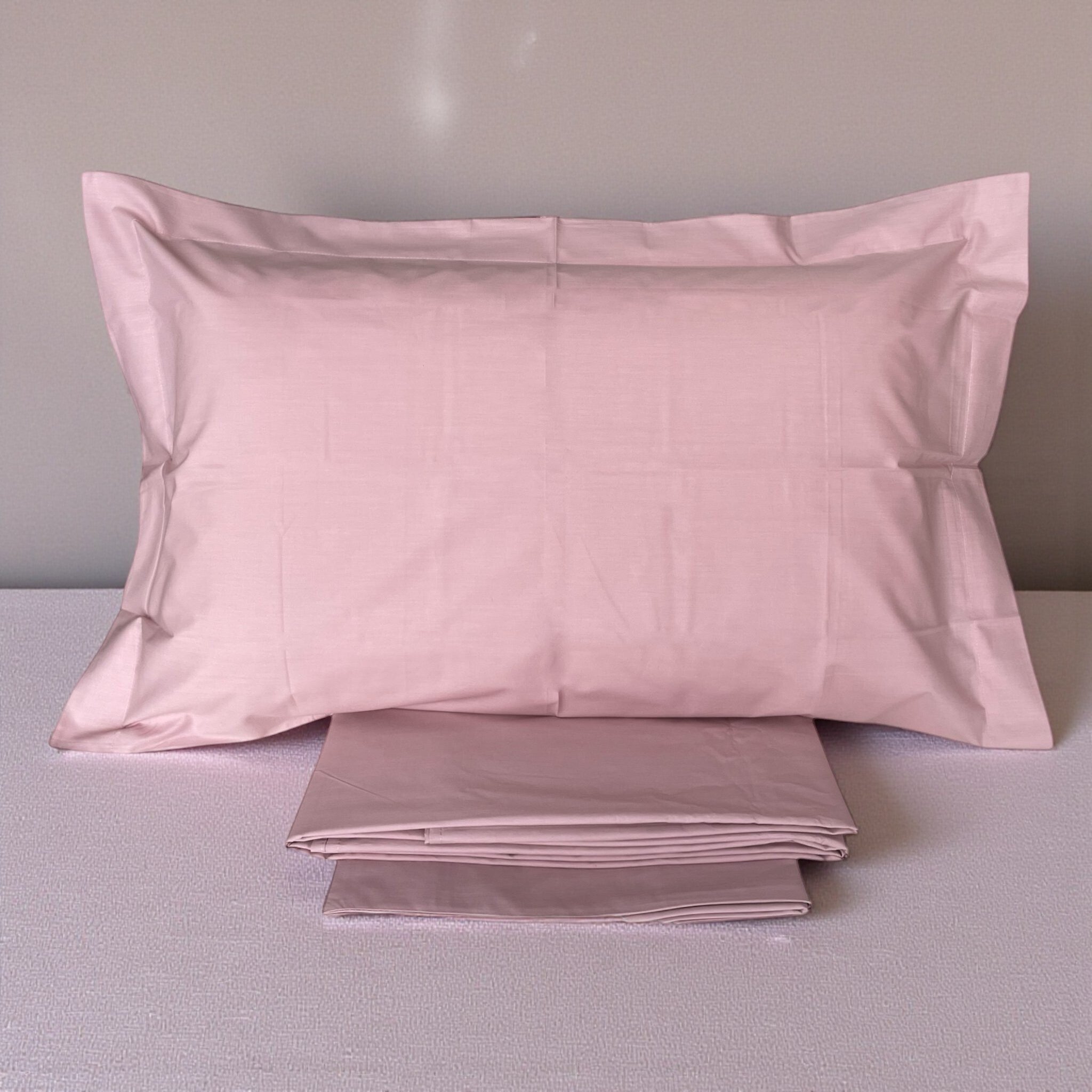 Federe rosa antico con volant Rebecca Home in cotone percalle