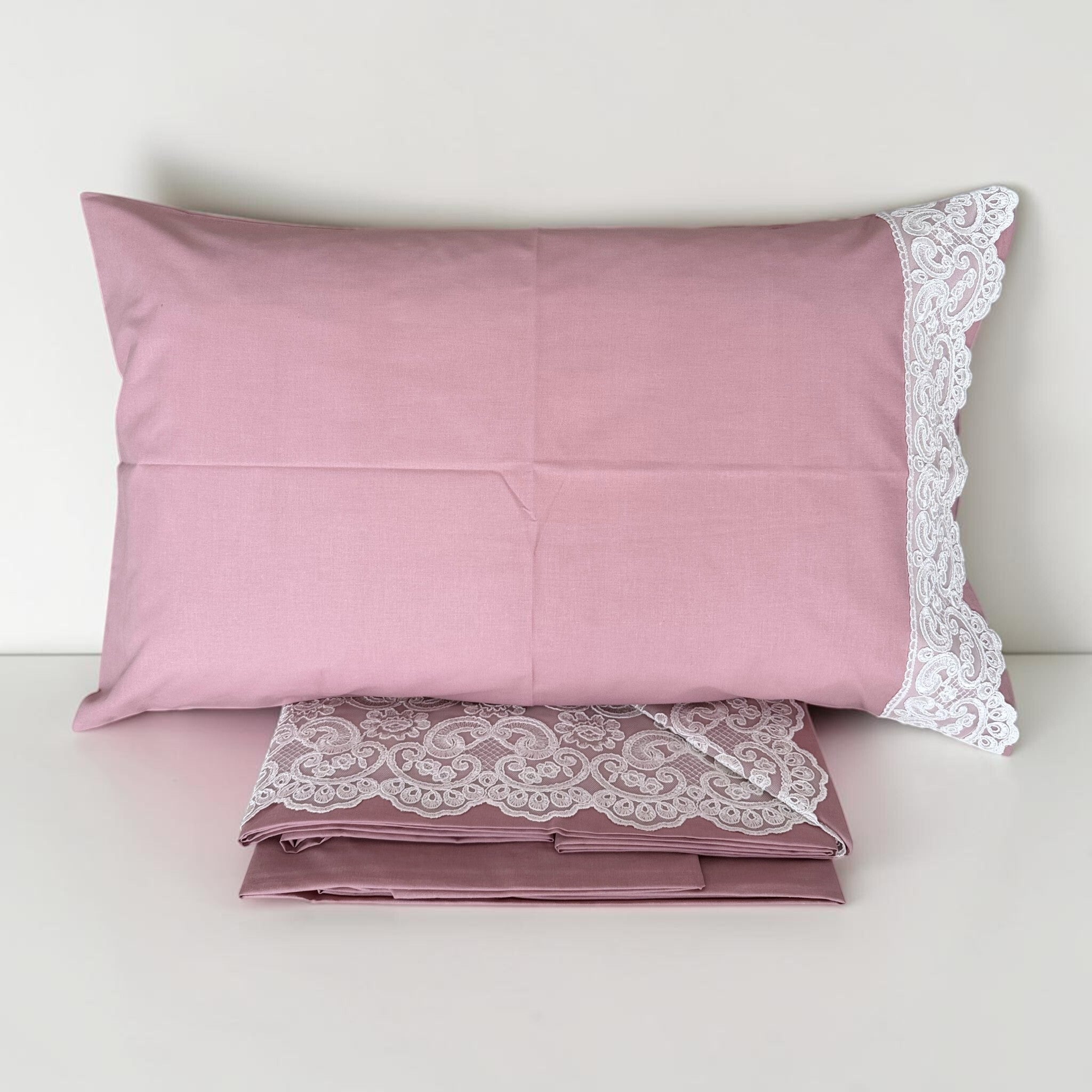 Set completo Carezze Allegra rosa antico con federe decorate in pizzo