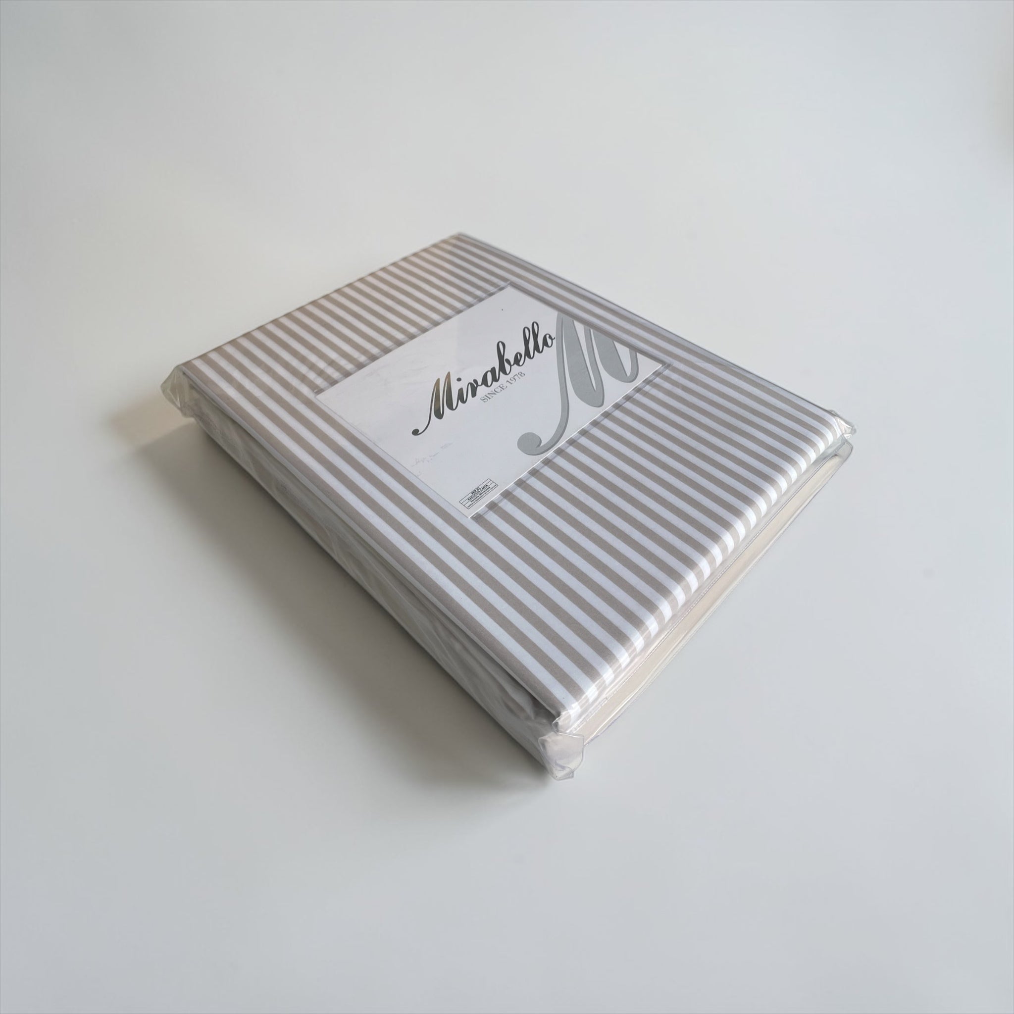 Confezione originale lenzuola Mirabello Carrara