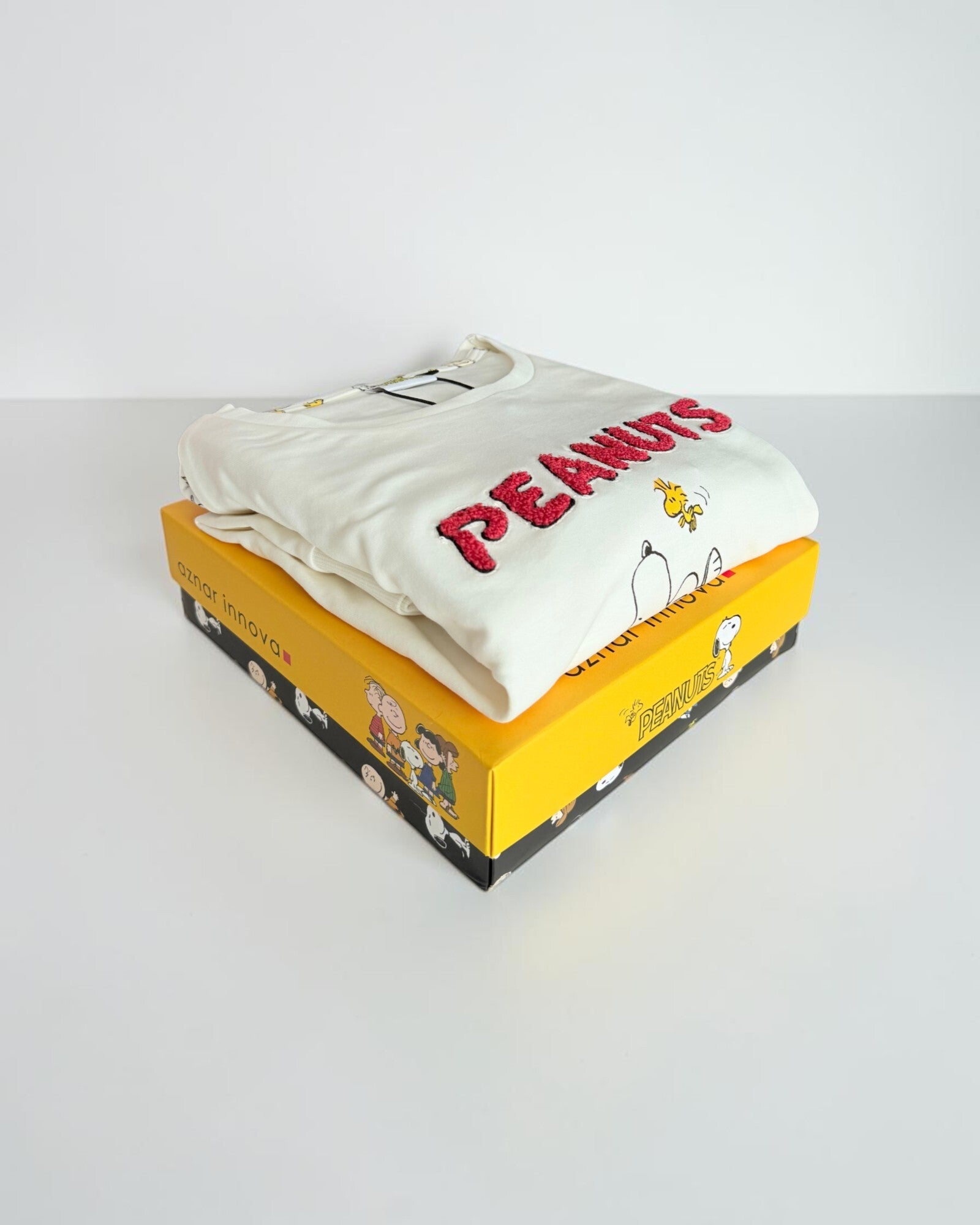 Pigiama bambina Peanuts Snoopy Art. 64466 con scatola regalo logata
