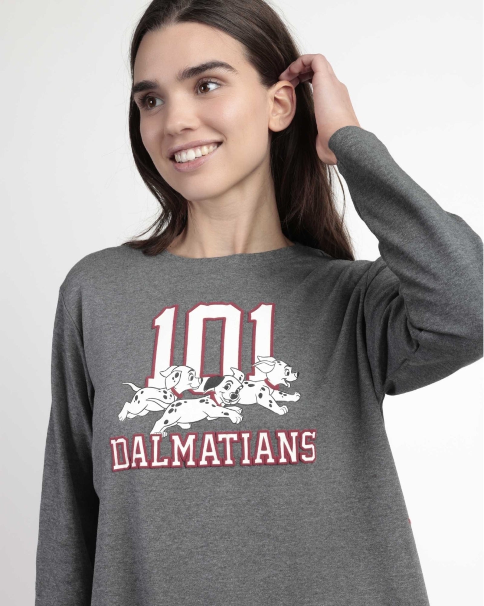 Dettaglio maglia grigio mélange pigiama Disney La Carica dei 101