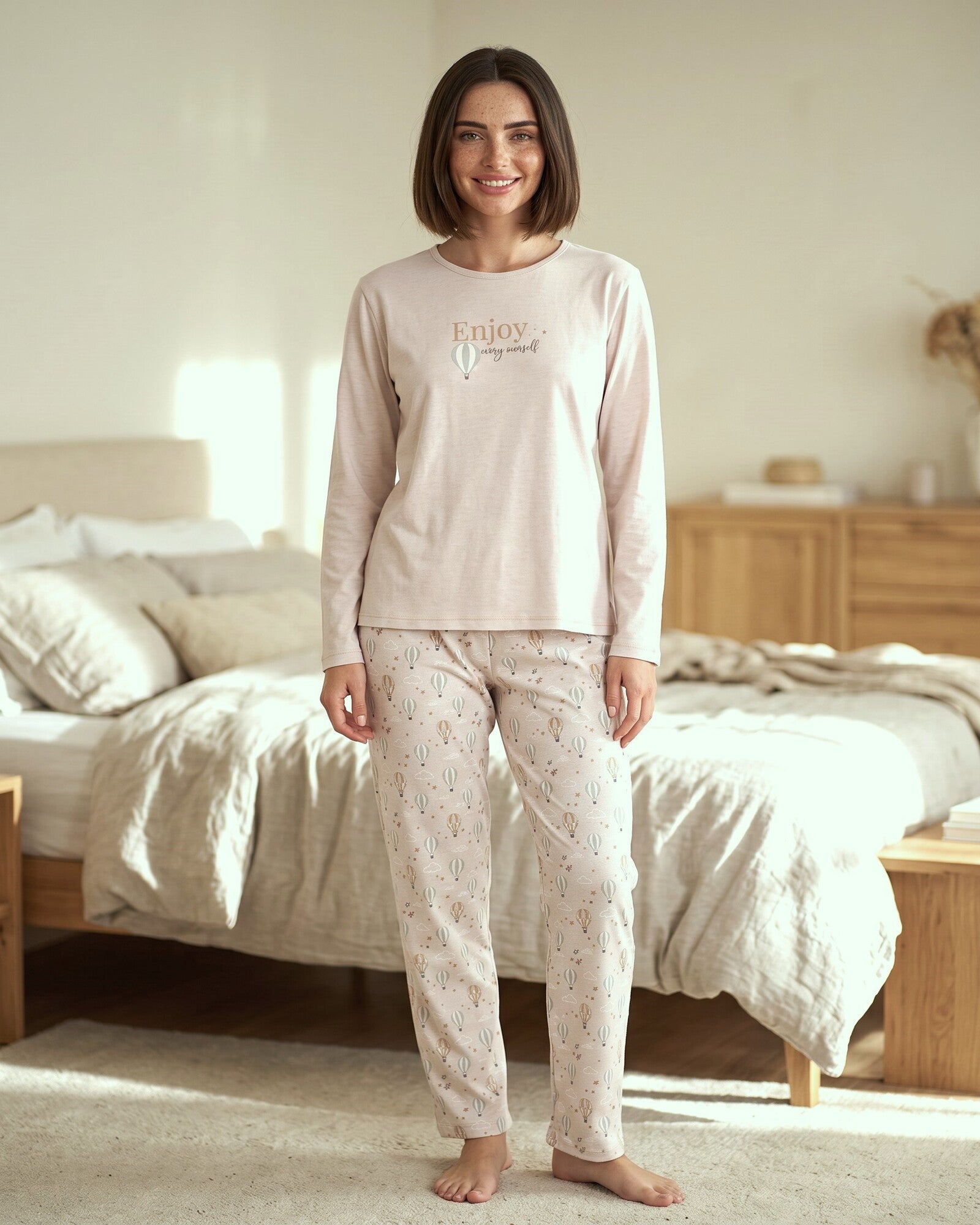 Pigiama donna Admas Art. 63589 caldo cotone beige con pantalone fantasia mongolfiere