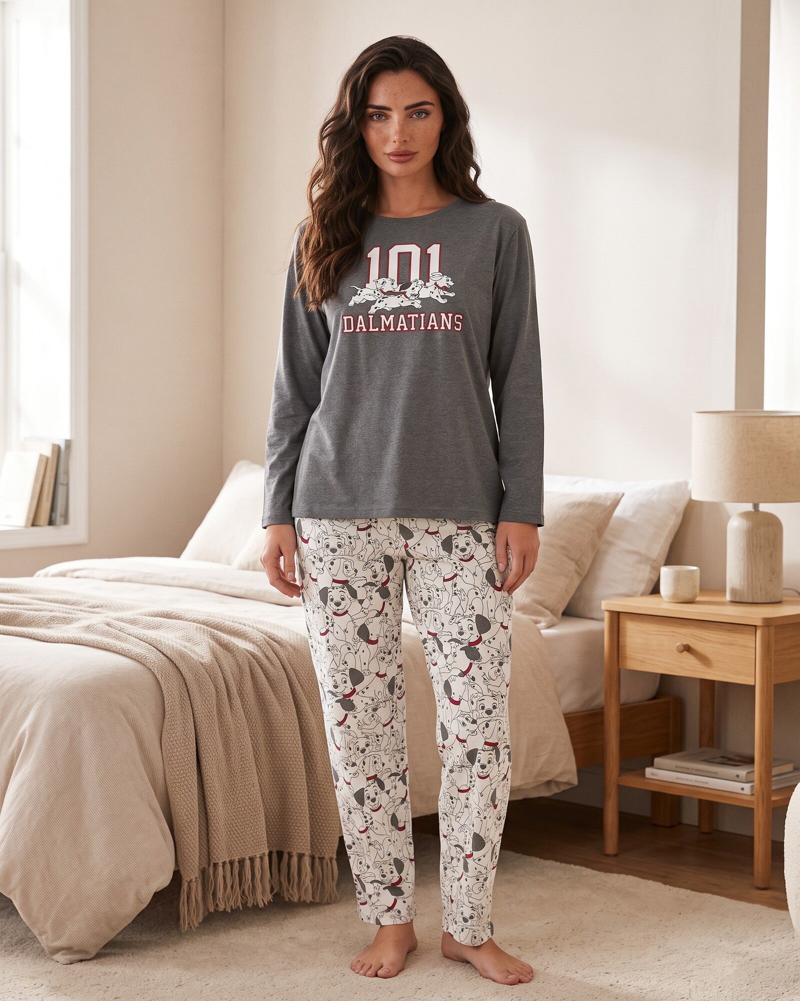 Pigiama donna Disney La Carica dei 101 Art. 63666 in caldo cotone grigio