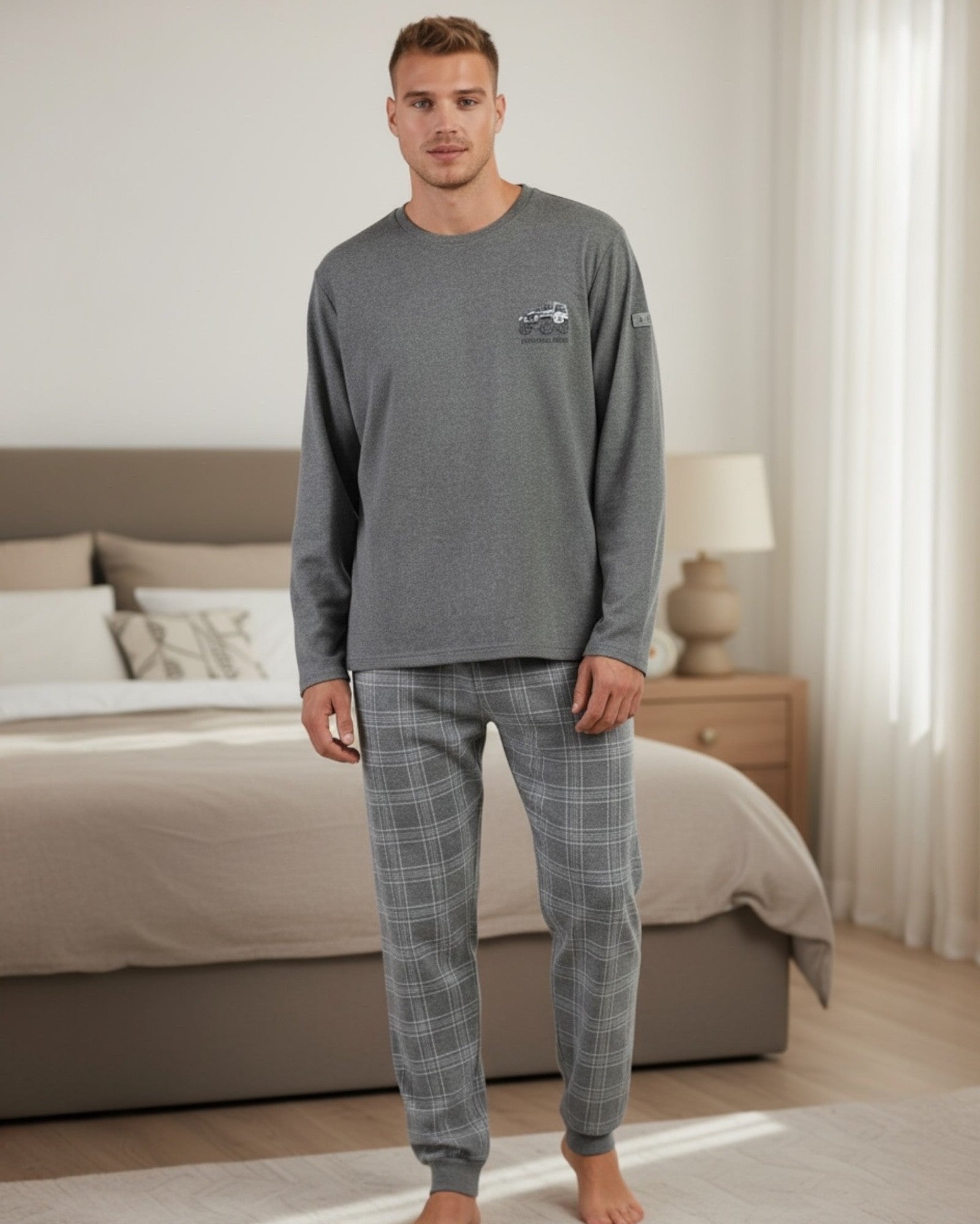 Pigiama uomo Antonio Miró Art. 63183 in caldo cotone grigio con maglia lunga e pantaloni a quadri