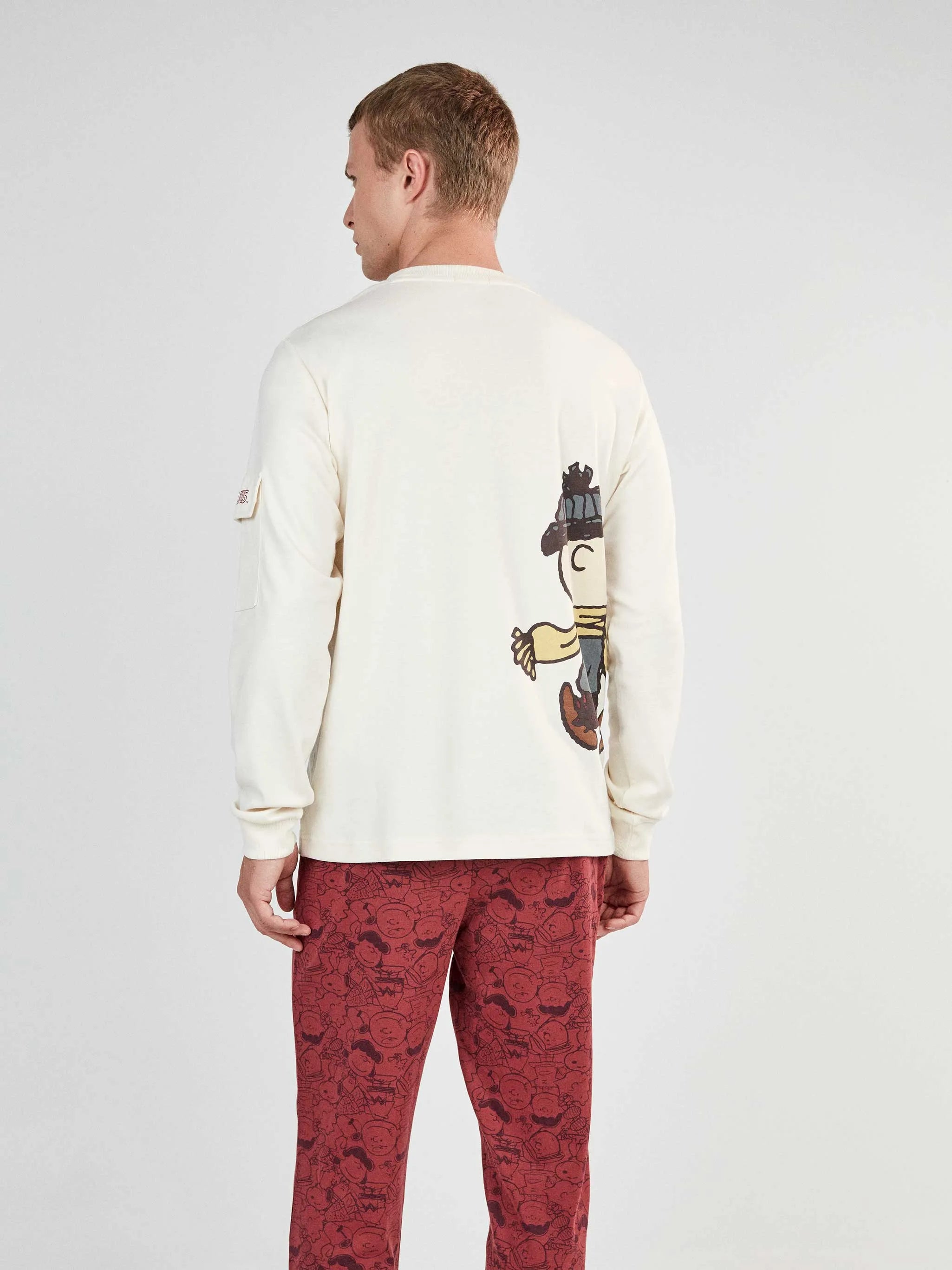 Vista posteriore pigiama uomo Gisela Snoopy 20460 con pantalone granata stampato