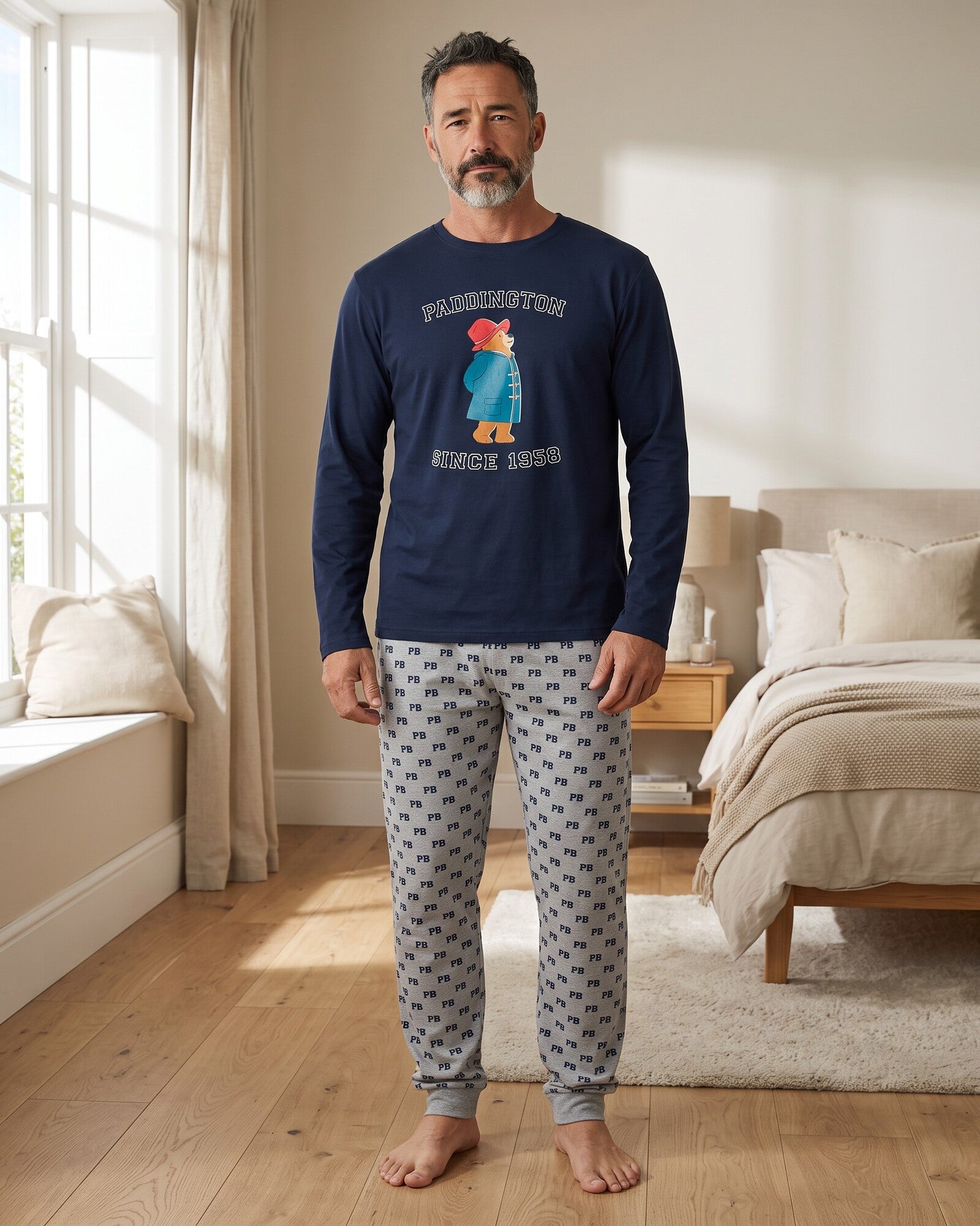 Pigiama uomo Paddington Art. 63863 in caldo cotone con maglia blu navy e pantaloni grigi lunghi