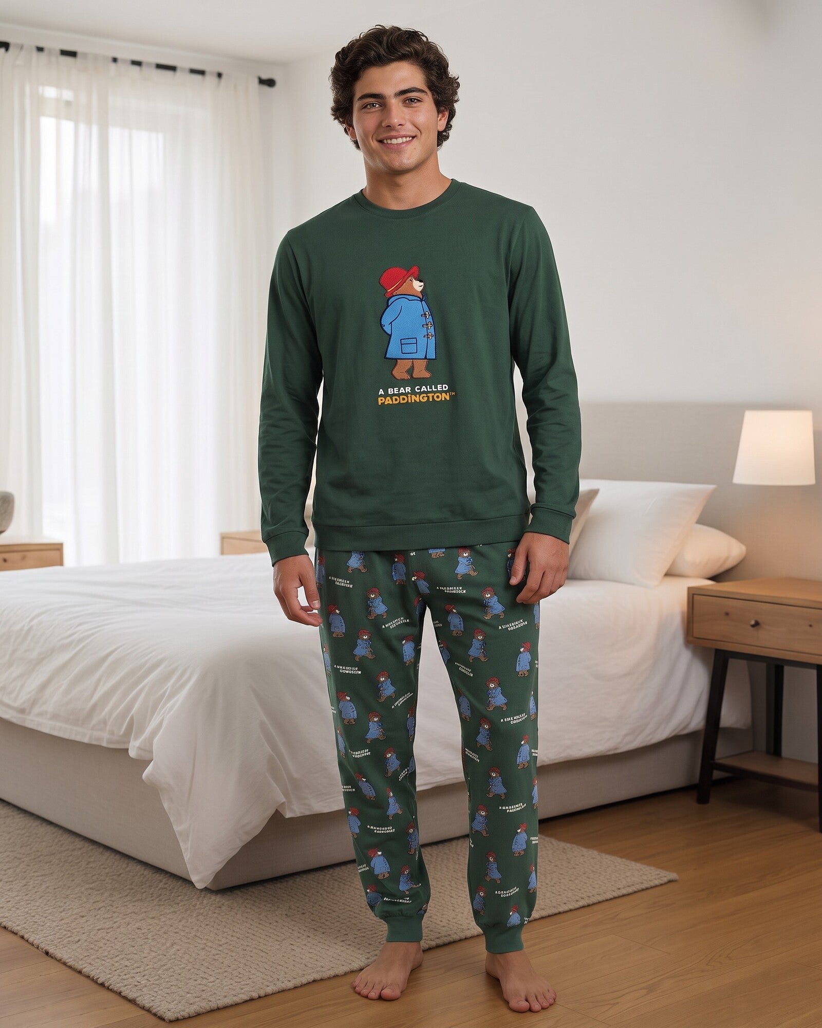Pigiama uomo Paddington invernale verde in 100% cotone Art. 62856 indossato
