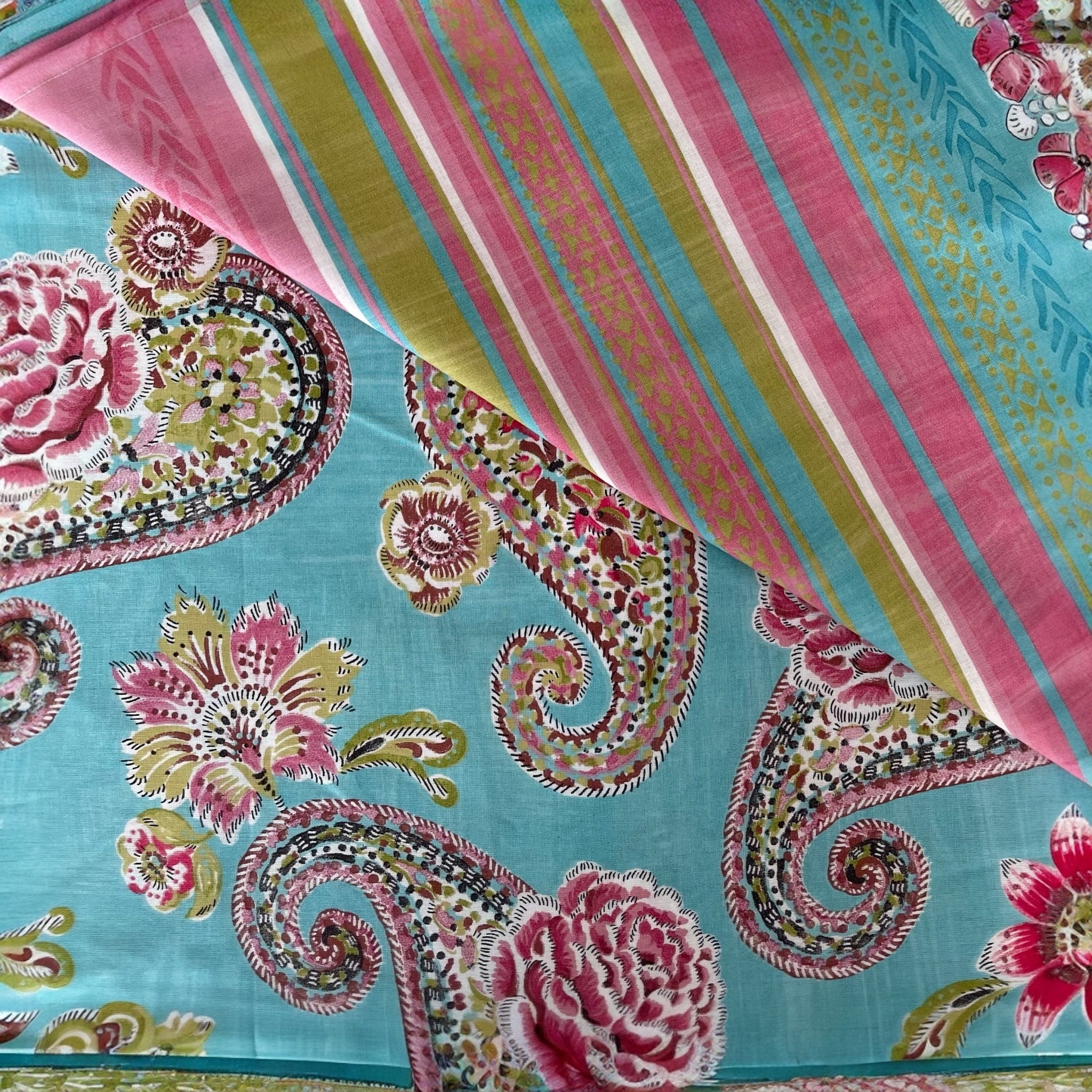 Dettaglio fantasia paisley floreale Bassetti Rapallo
