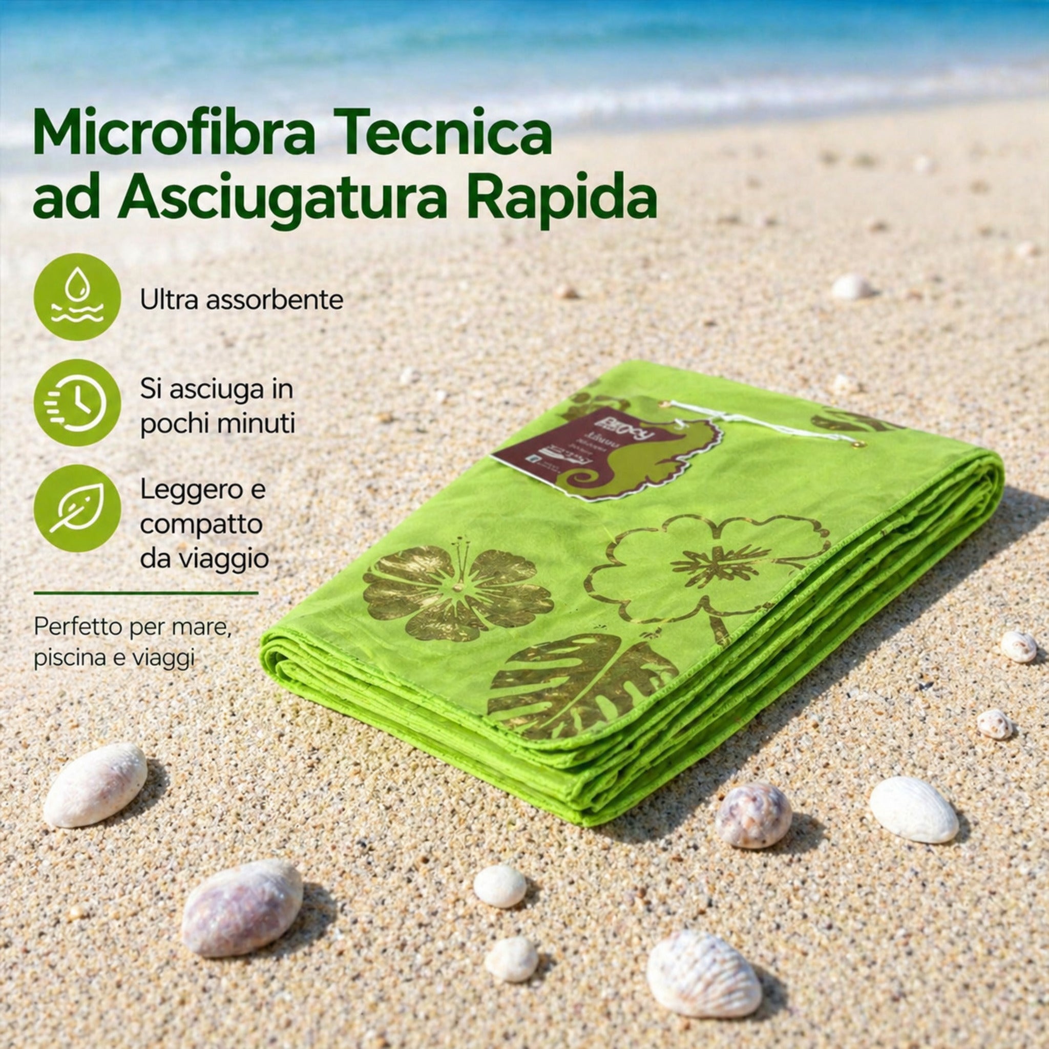 telo mare piegato con fantasia tropicale colorata verde