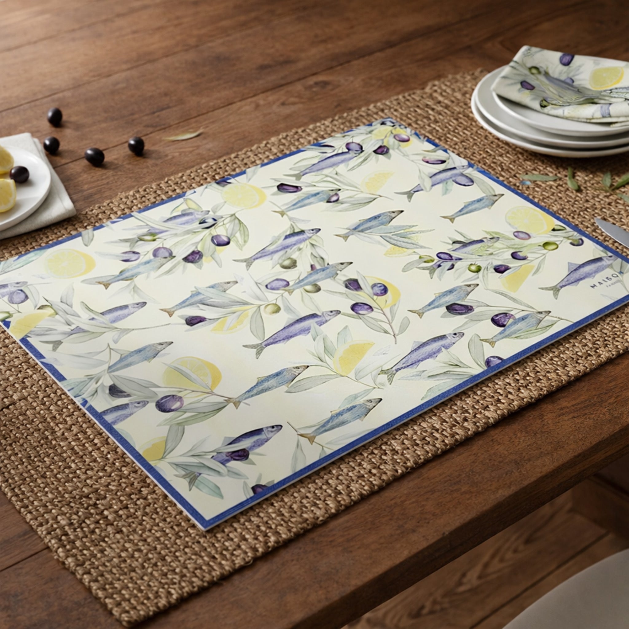 Tovaglietta americana Maison Sucrée Rinascita fantasia mediterranea con pesci limoni e ulivi in PVC antimacchia 33x45 cm