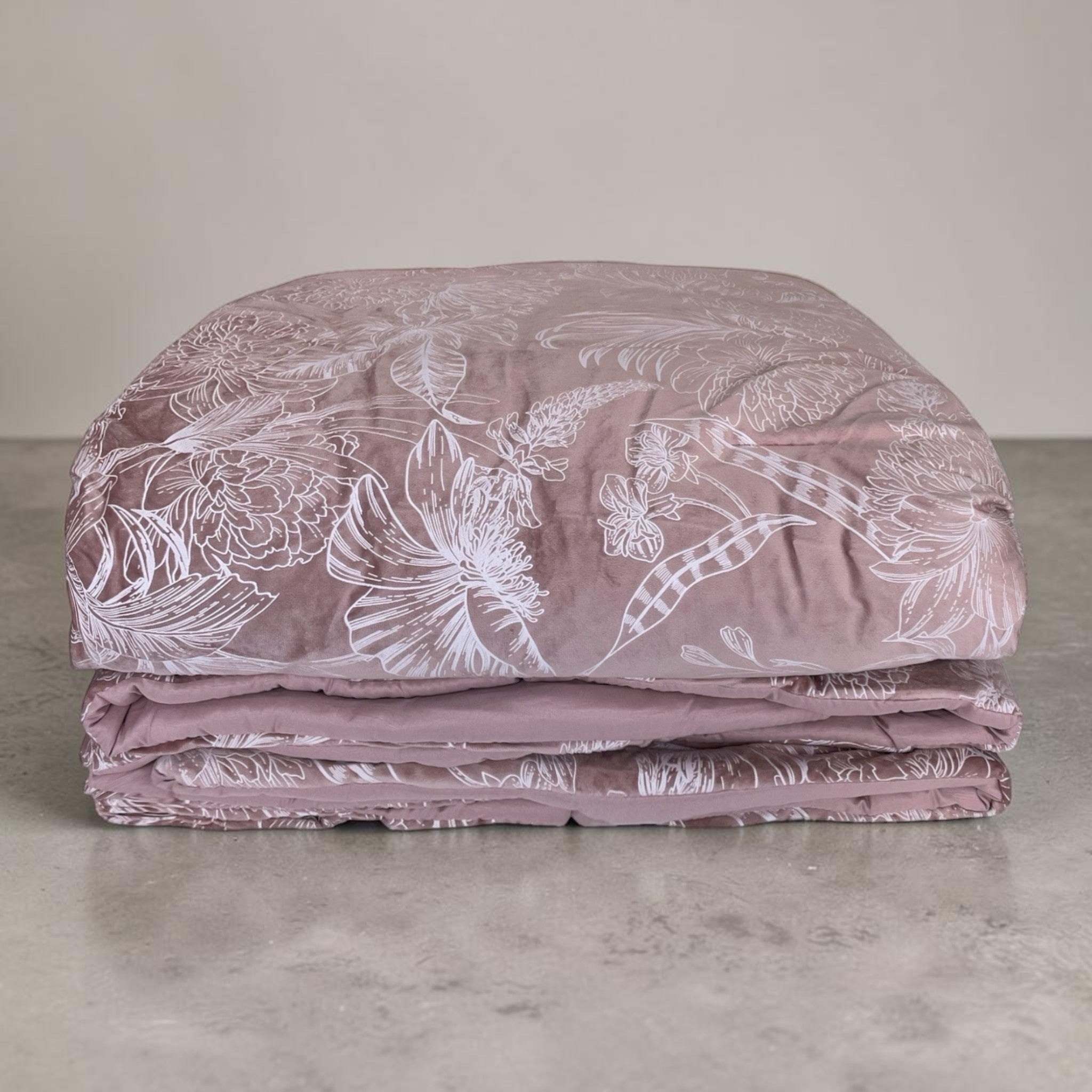 Trapunta Fancy Home Austria Rosa Antico piegata in velluto morbido effetto marmorizzato