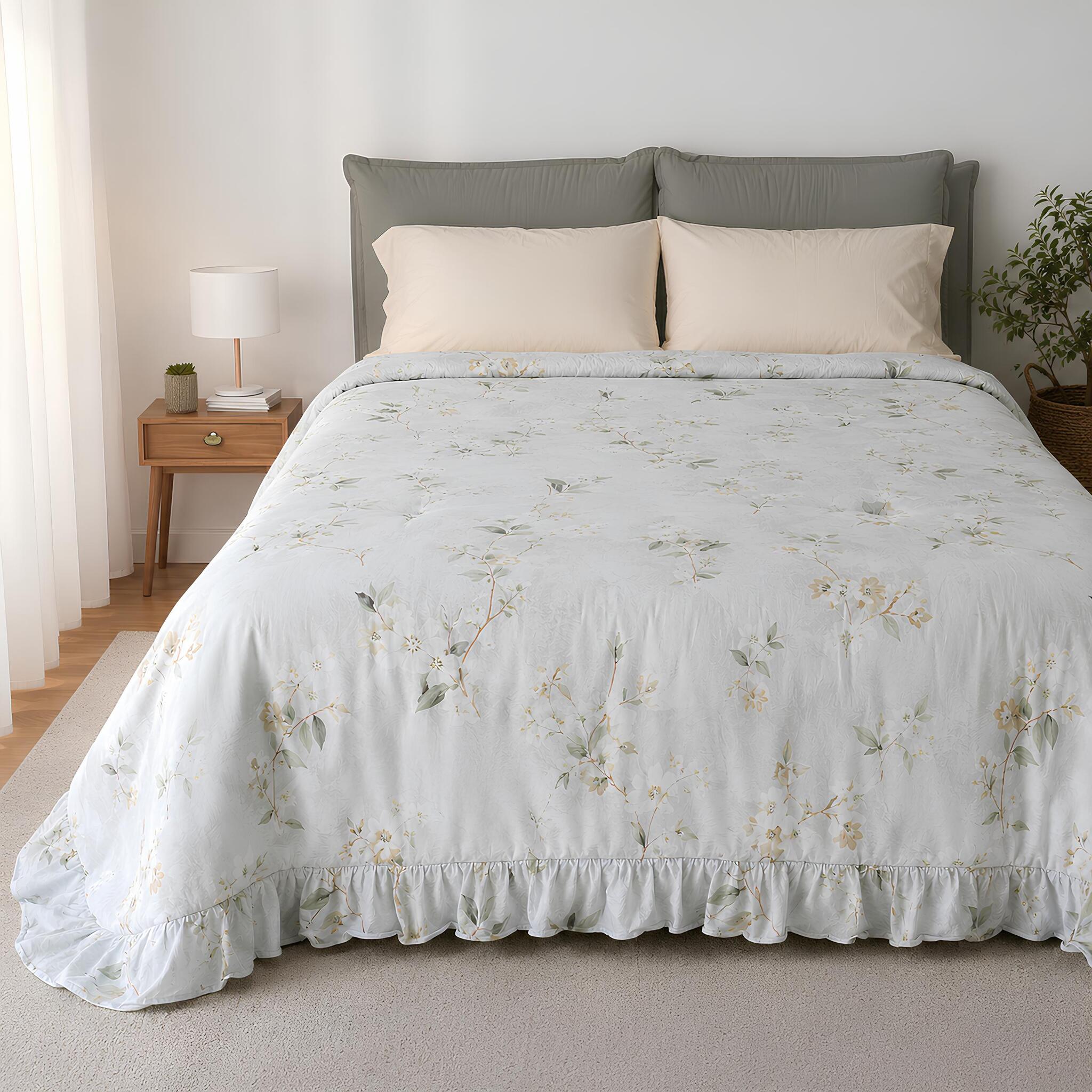 Trapunta matrimoniale Fancy Home Aspen Grigio in microfibra Stone Washed misura 245x250 cm con fantasia floreale elegante