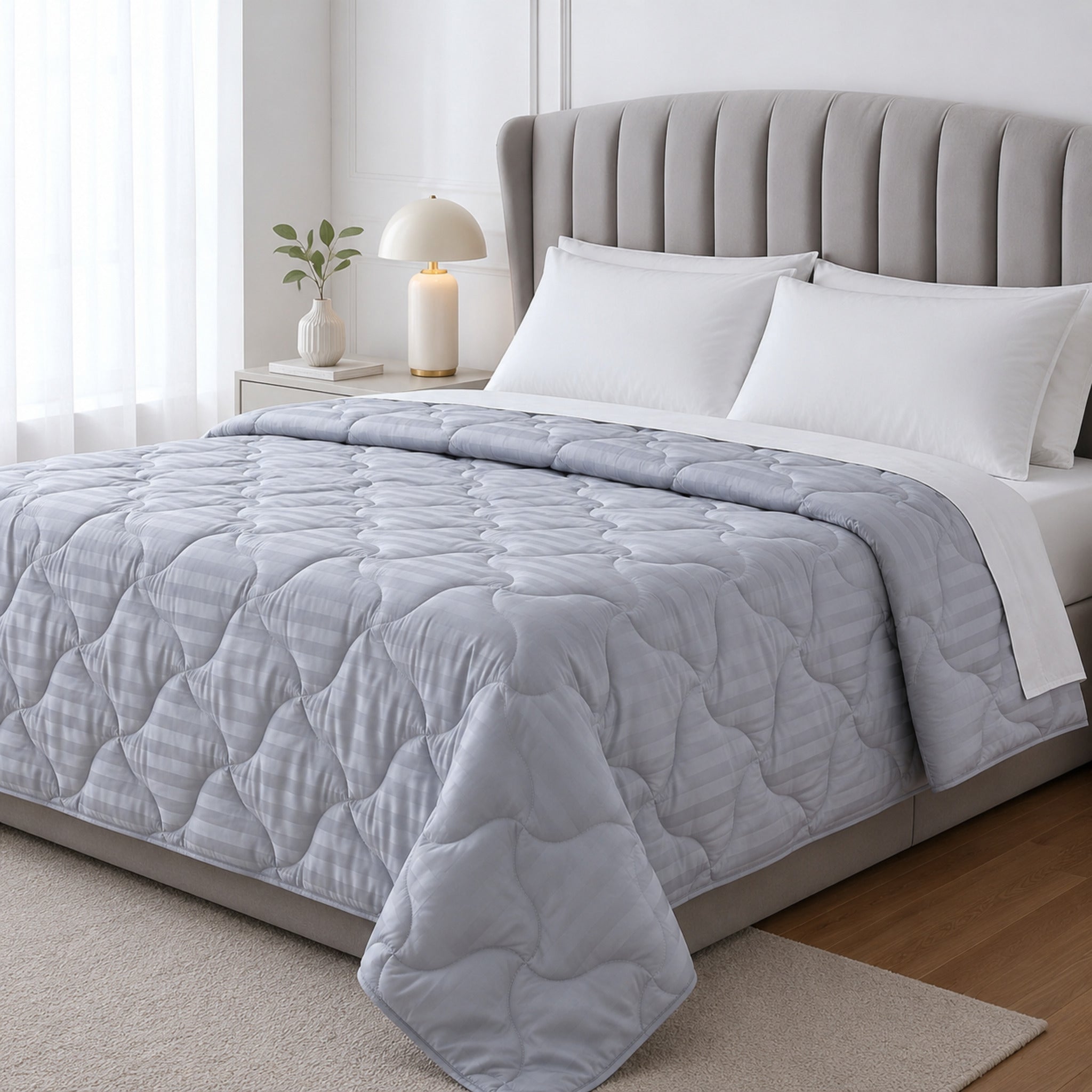 Trapunta matrimoniale Zambaiti Allure ghiaccio 260x260 cm con fantasia jacquard rigata