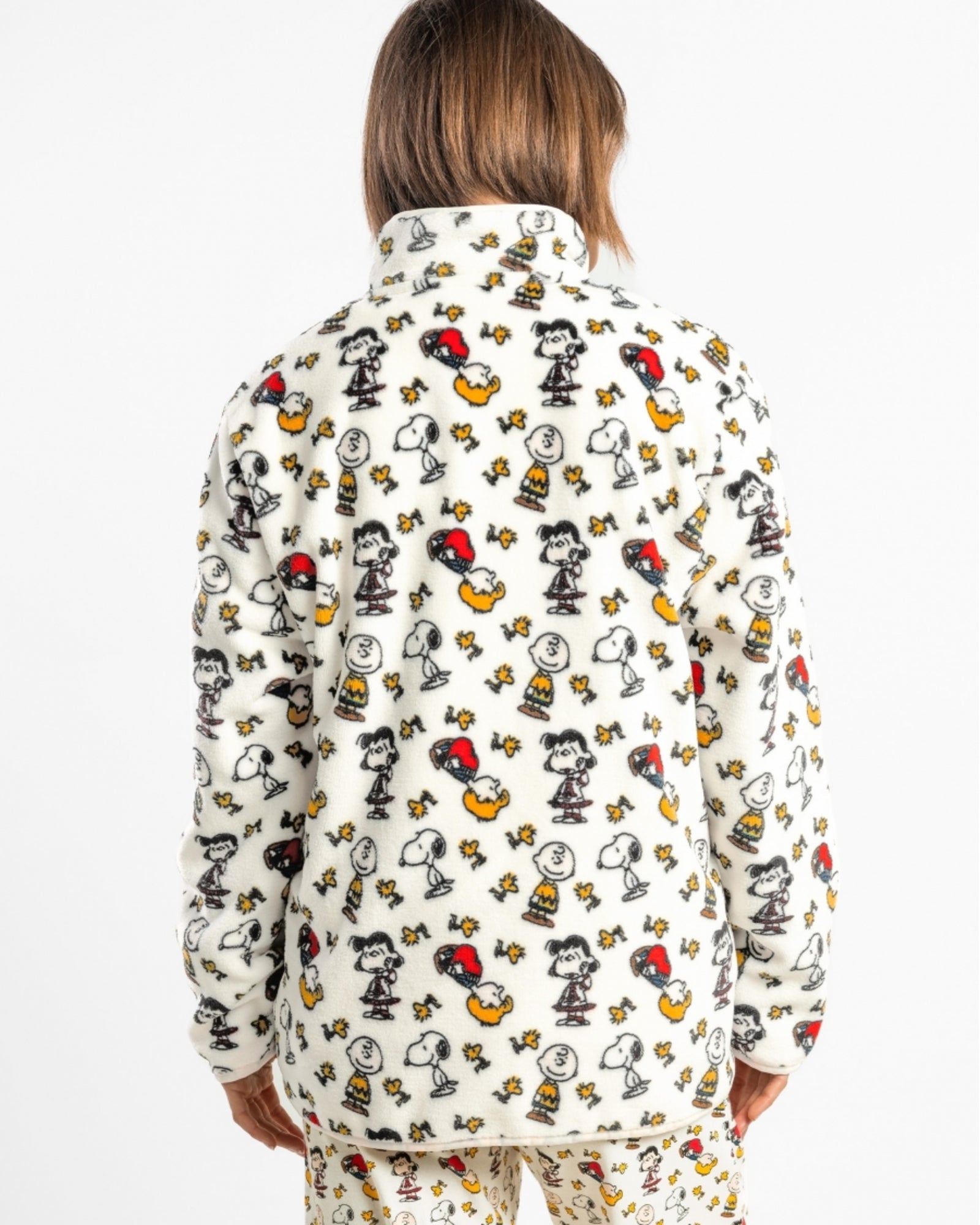 Vista posteriore della vestaglia Peanuts 67381, con collo alto e fantasia Snoopy, Woodstock e Charlie Brown su fondo ecru