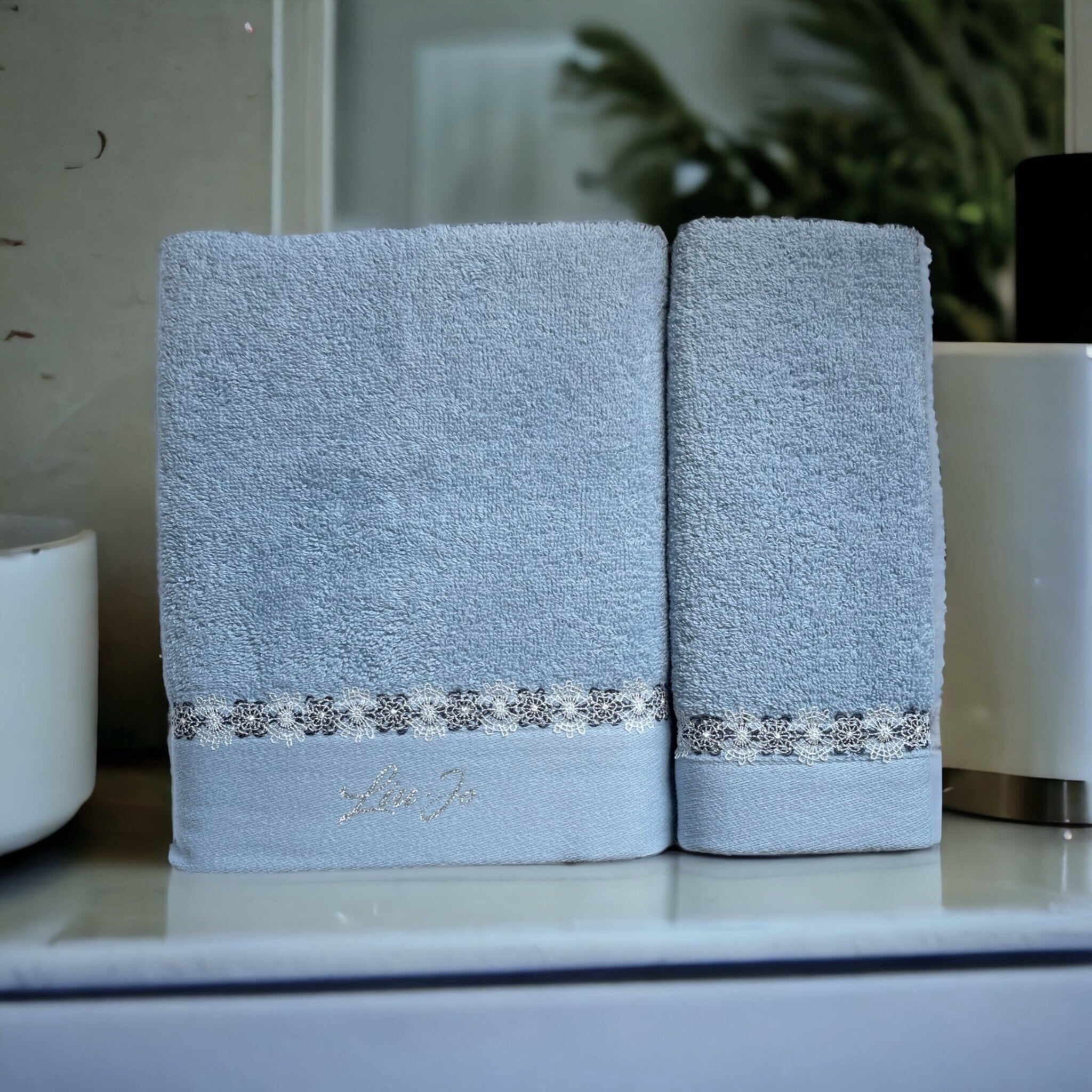 Set Asciugamani 1+1 Viso e Ospite di Liu jo in Spugna 100% Cotone Art. Everest